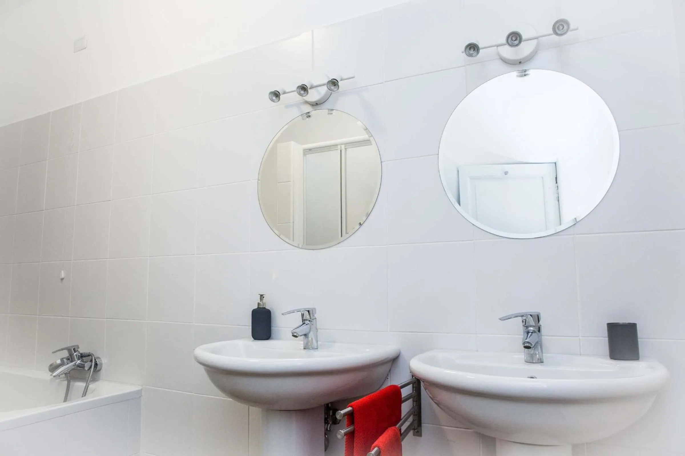 Bathroom in Leone X Genova Affittacamere