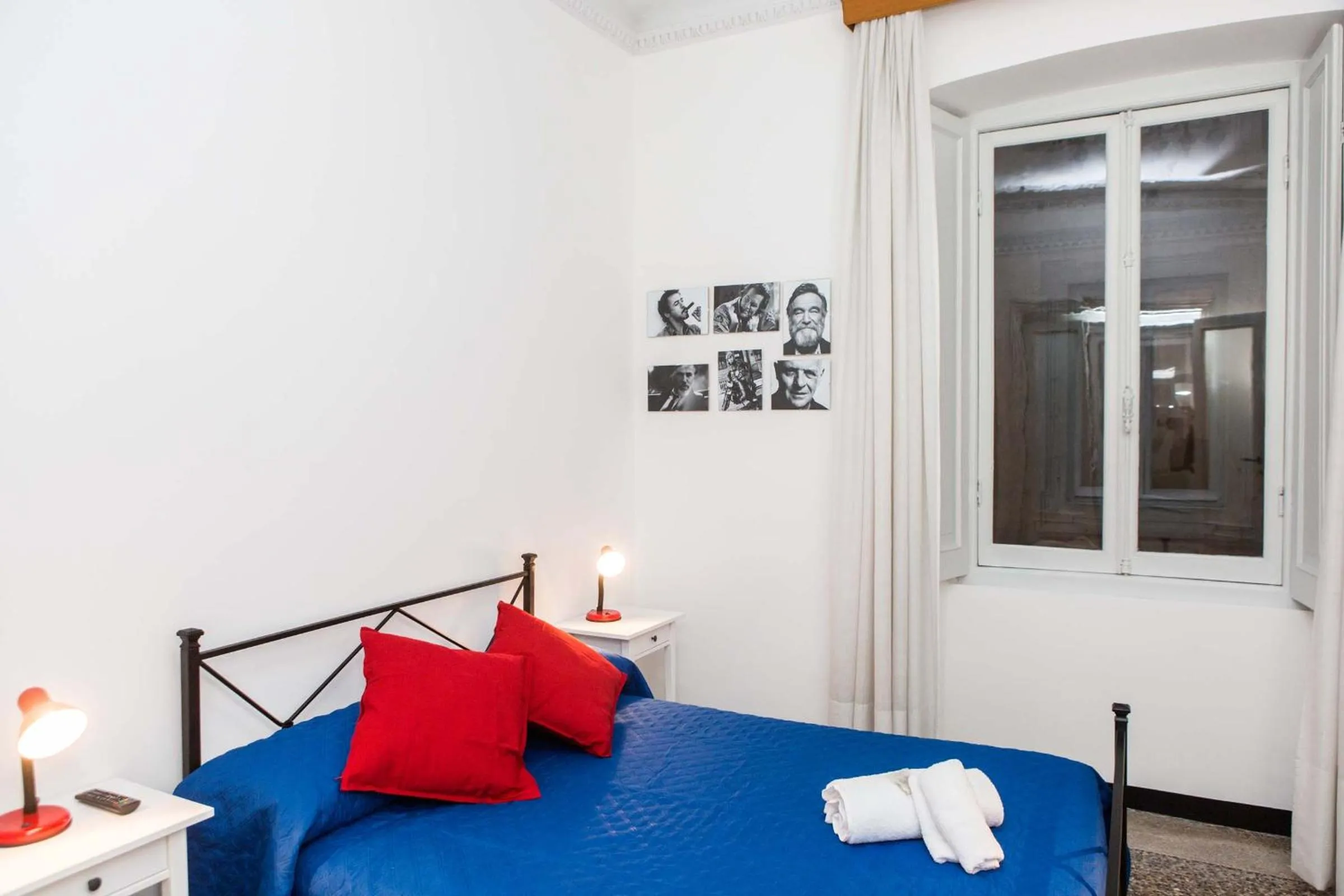 Bed in Leone X Genova Affittacamere