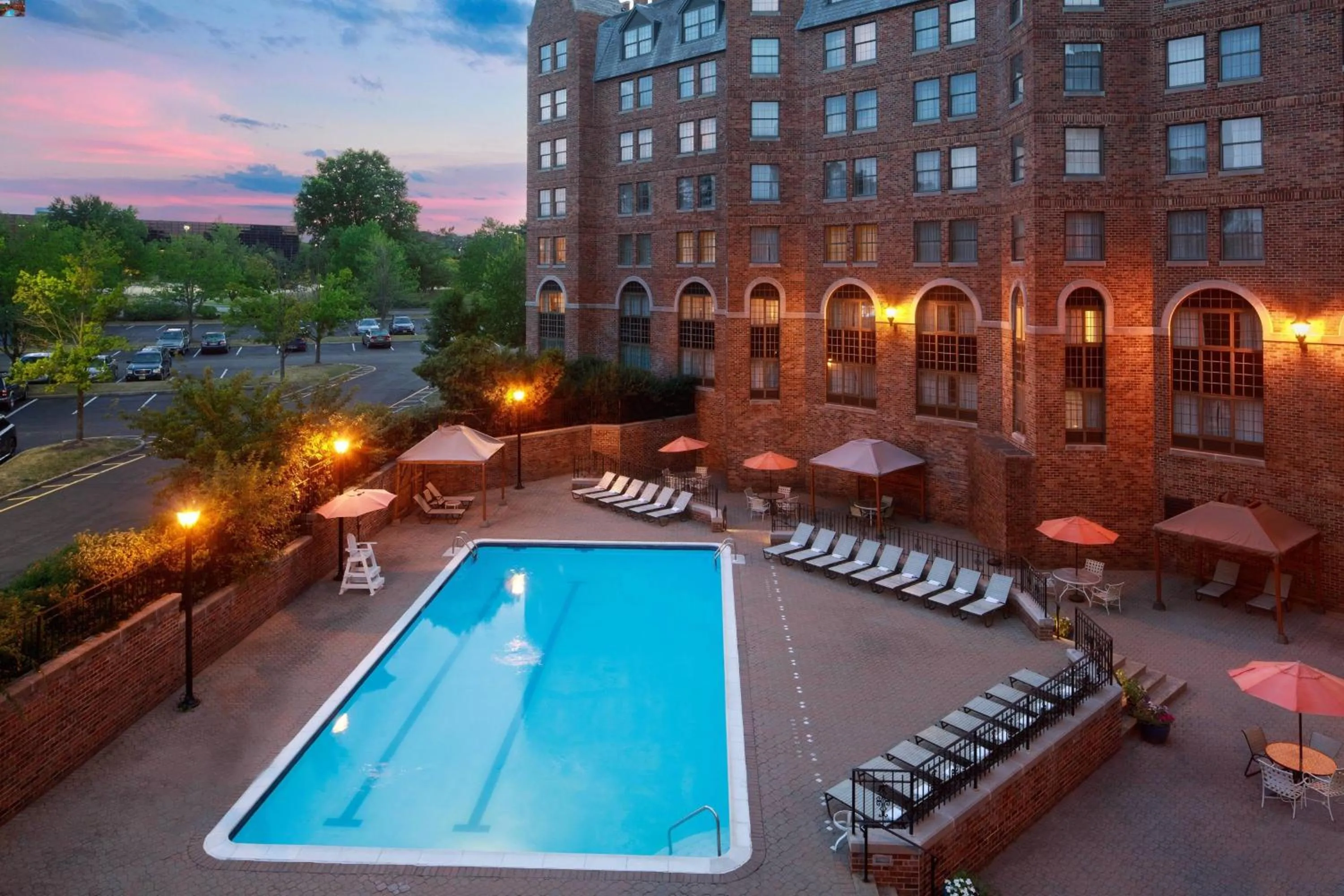 Property building in Sheraton Parsippany Hotel