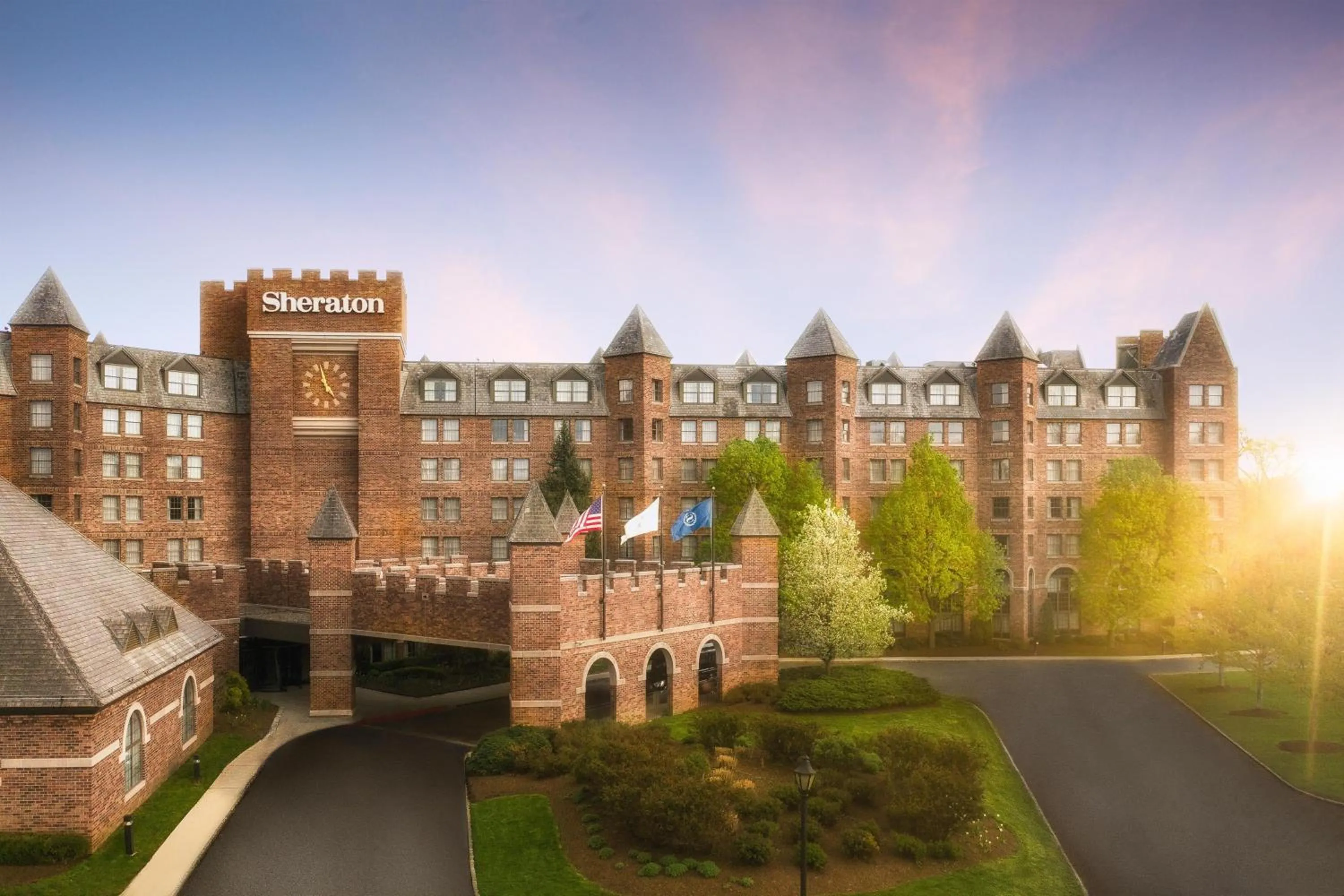 Property building in Sheraton Parsippany Hotel