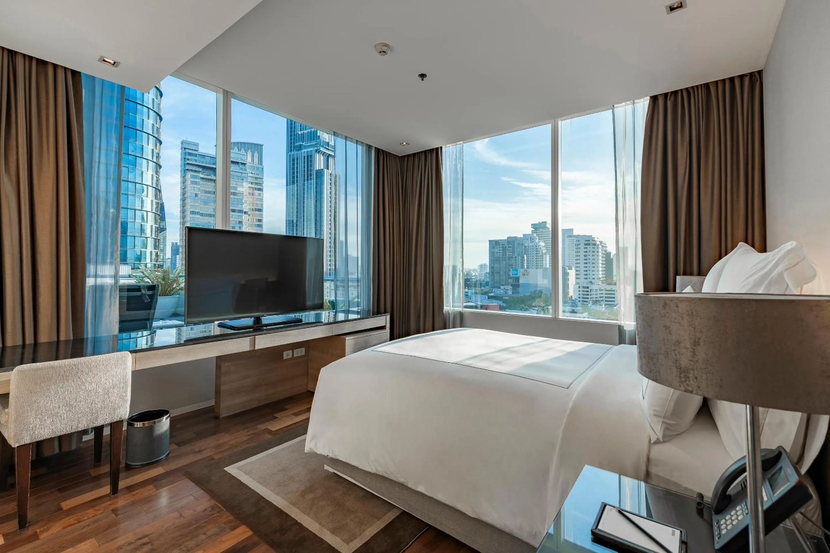 Bed in MUU Bangkok, Small Luxury Hotels of the World