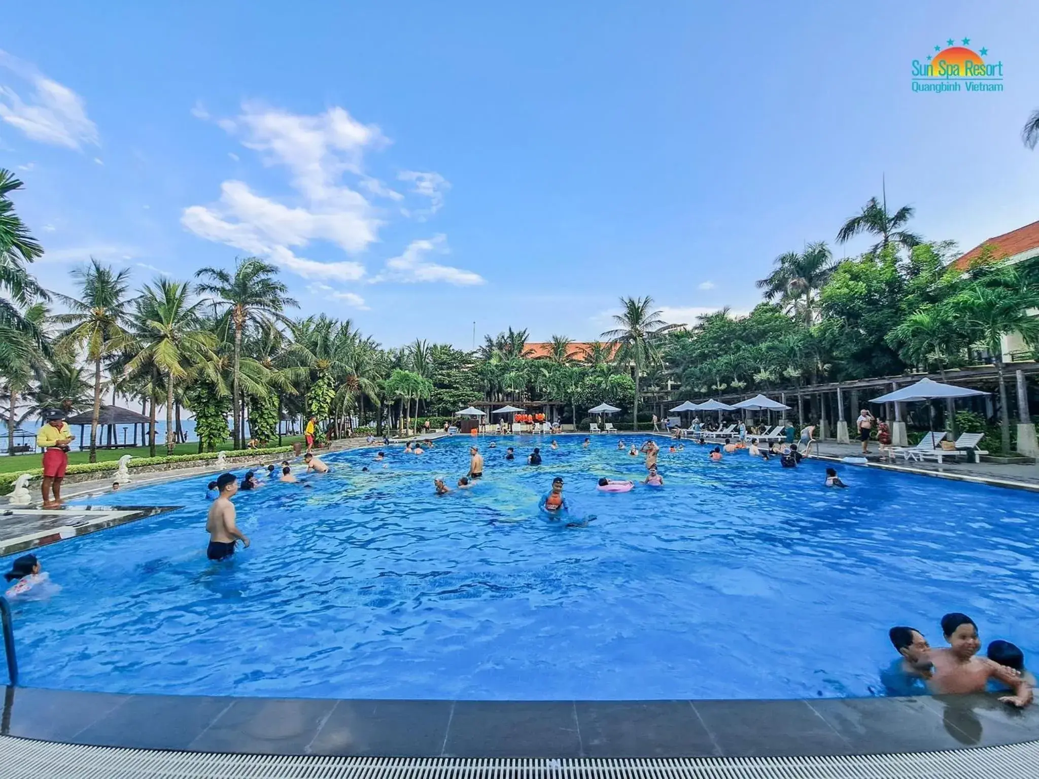 Deluxe Twin Room in Sun Spa Resort & Villa Deluxe Twin Room in Sun Spa Resort & Villa