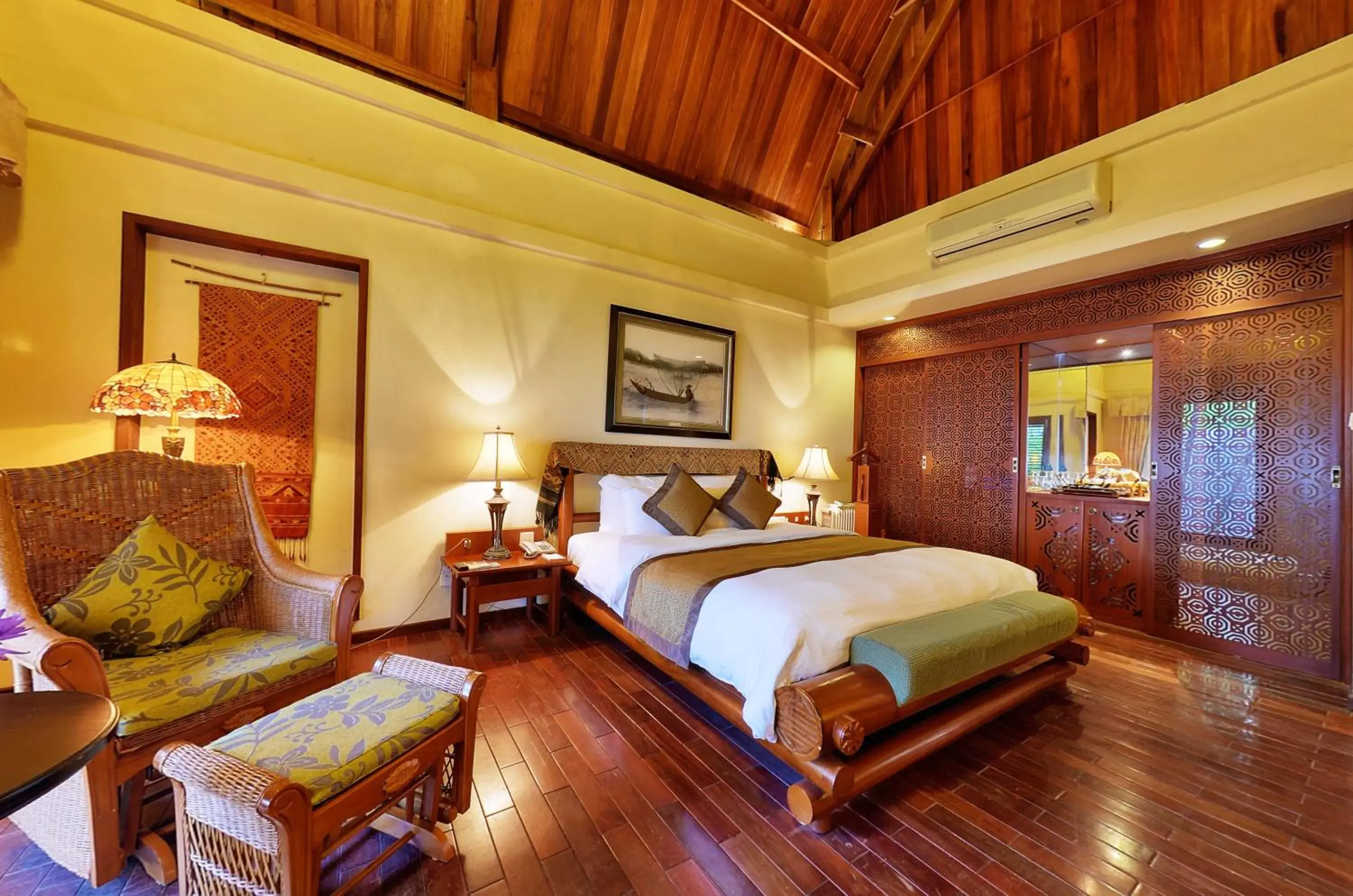 Bed in Sun Spa Resort & Villa Bed in Sun Spa Resort & Villa