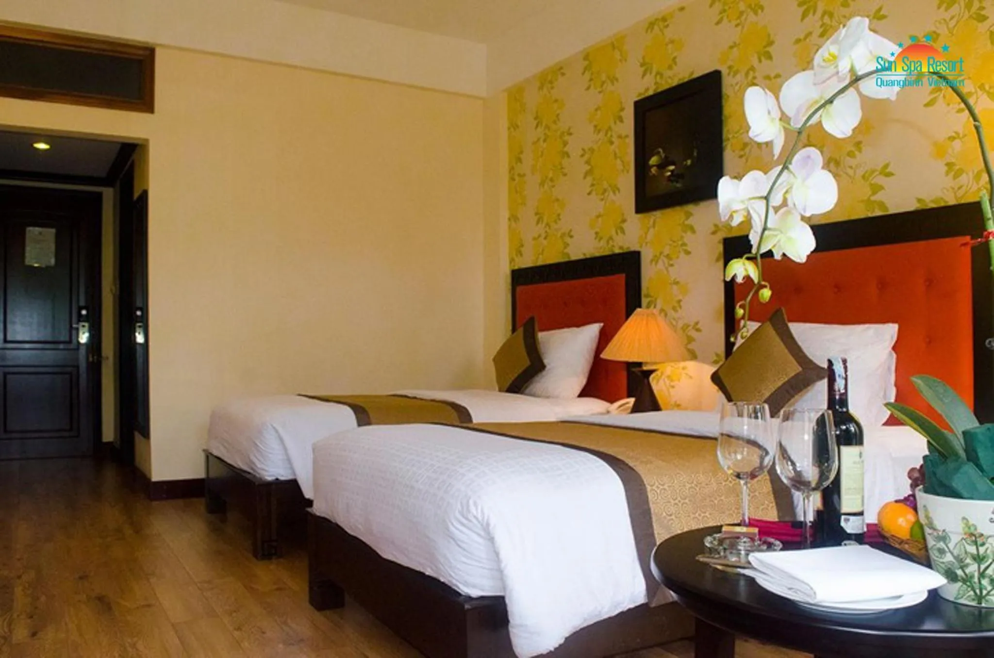 Bed in Sun Spa Resort & Villa