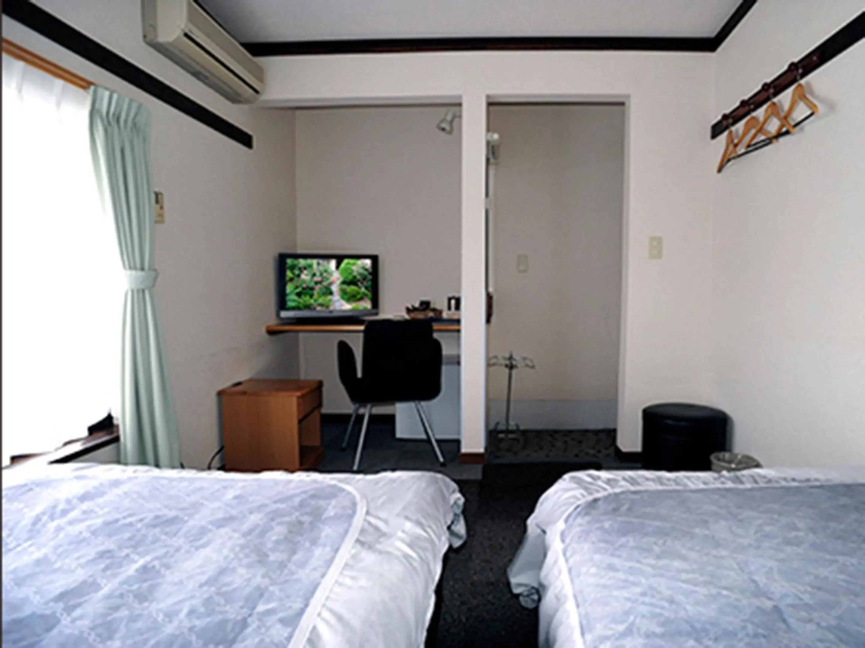 Twin Room - Non-Smoking in Ryokan Seifuso Twin Room - Non-Smoking in Ryokan Seifuso