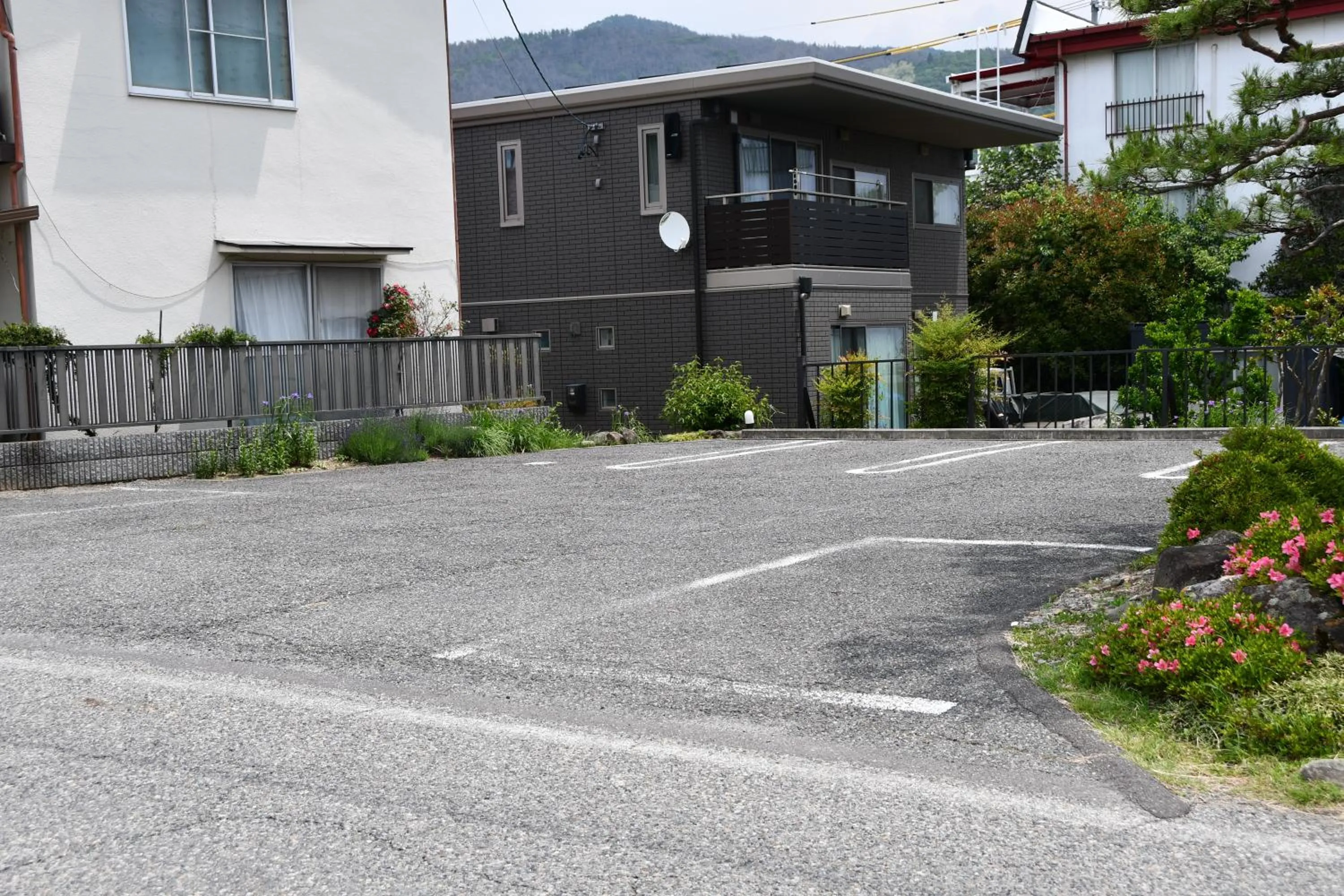 Parking in Ryokan Seifuso