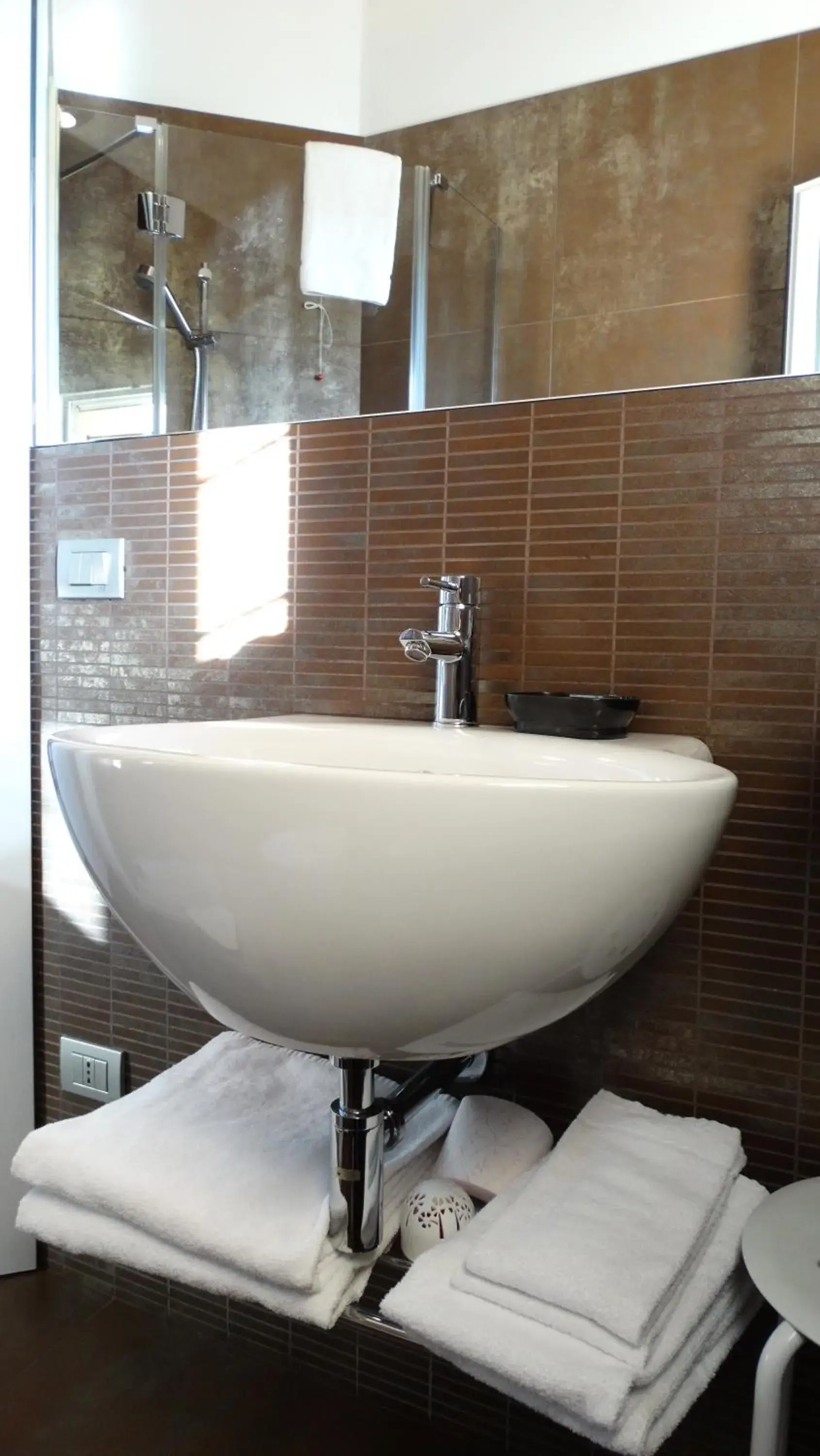 Large Double Room in Magrine Castelfranco Veneto Large Double Room in Magrine Castelfranco Veneto