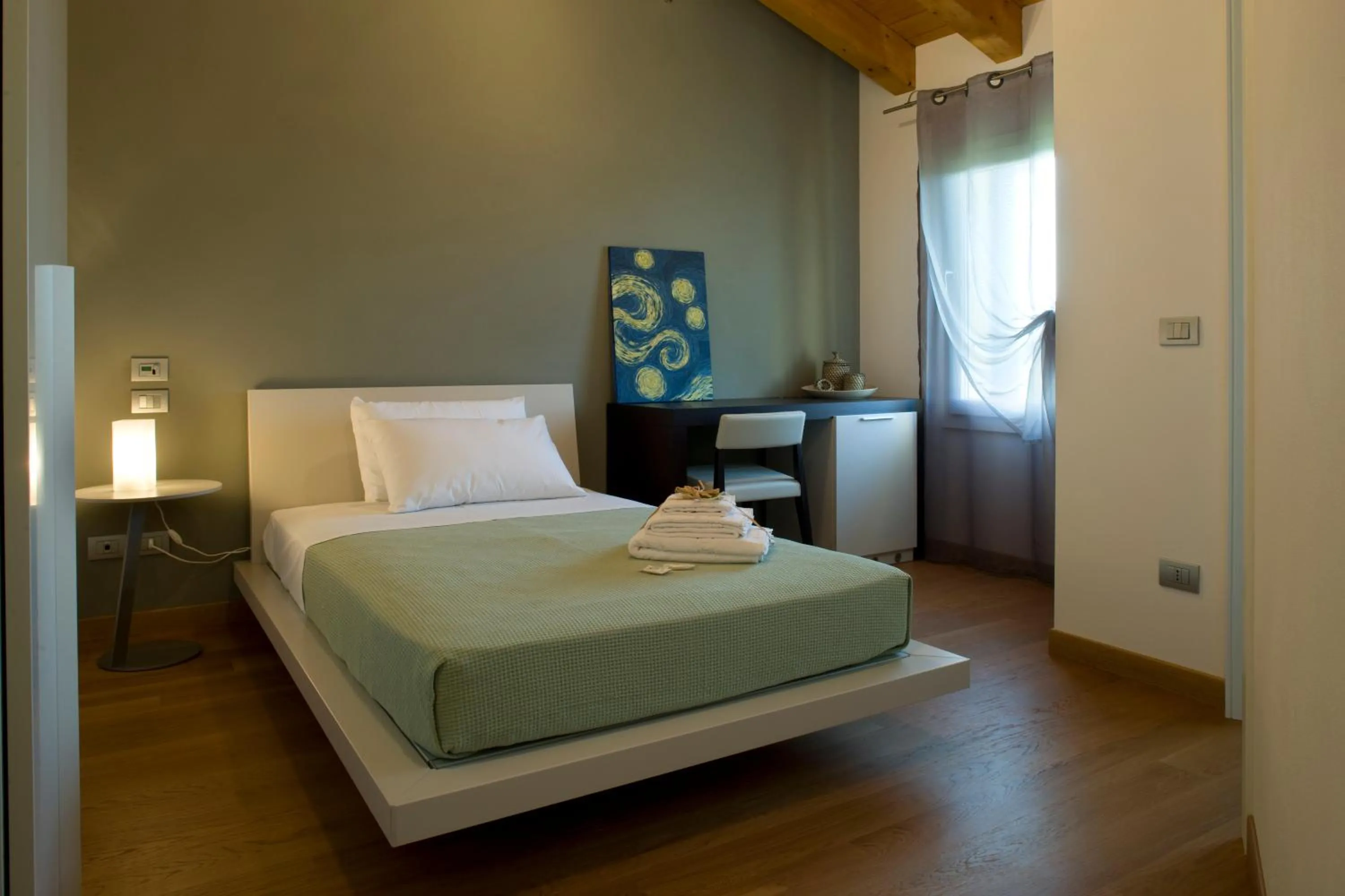 Bedroom, Bed in Magrine Castelfranco Veneto