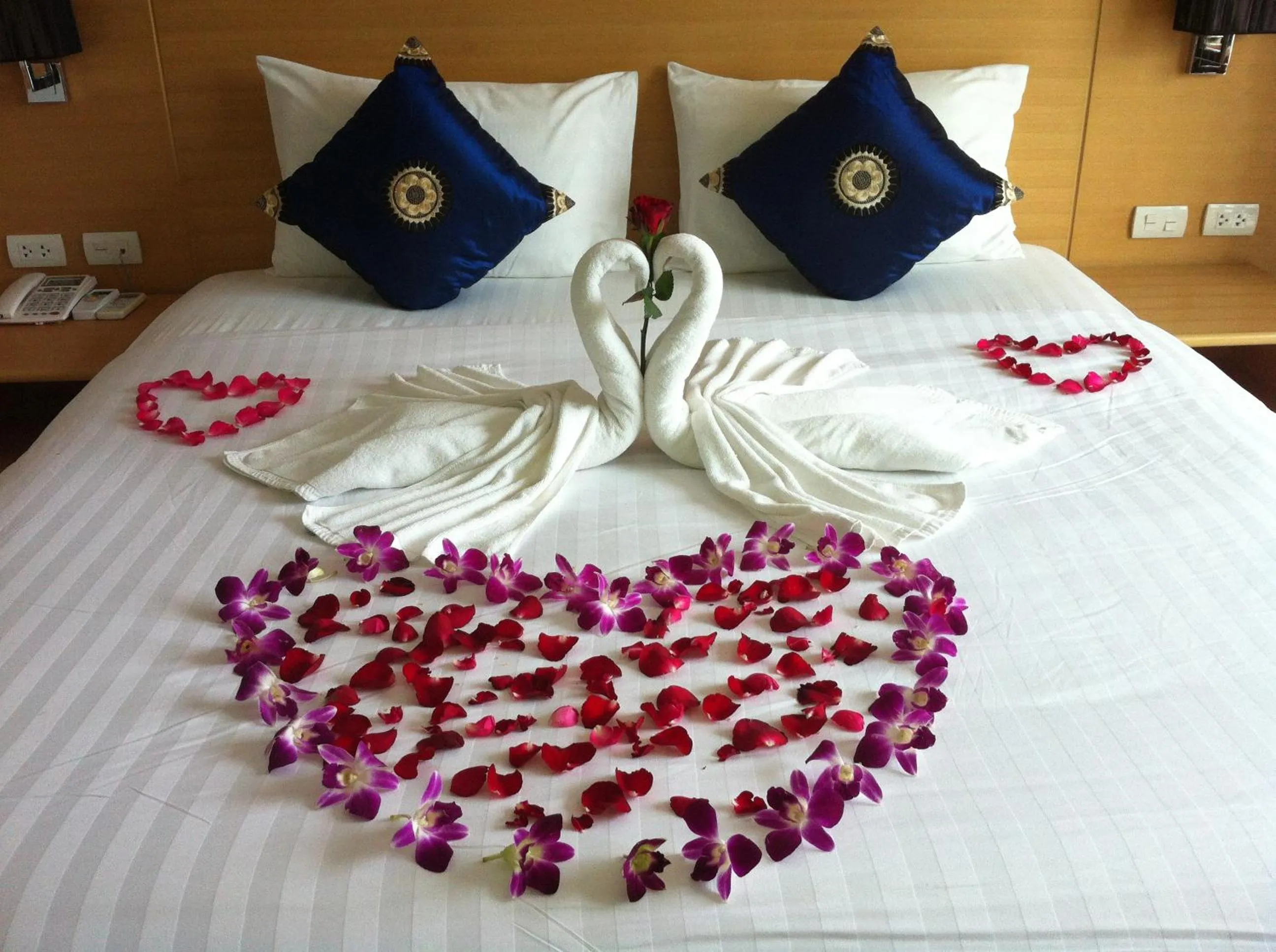 Bedroom, Bed in Green Harbor Hotel & Service Apartment