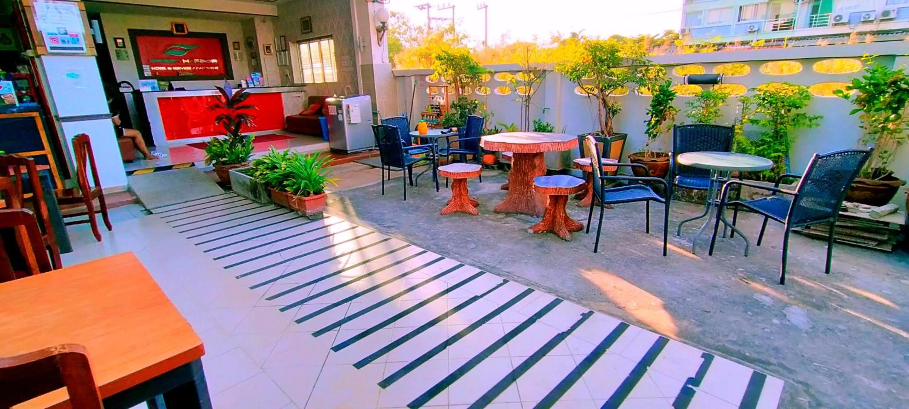 Balcony/Terrace in Green Harbor Hotel & Service Apartment