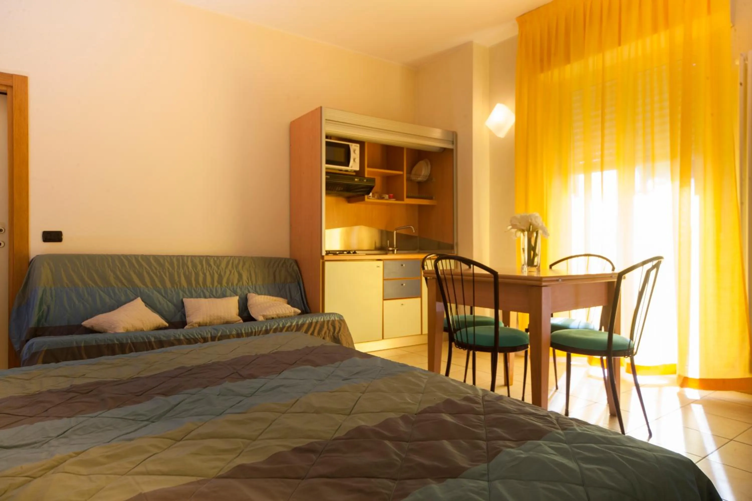 Kitchen or kitchenette, Bed in Residence il Capodoglio