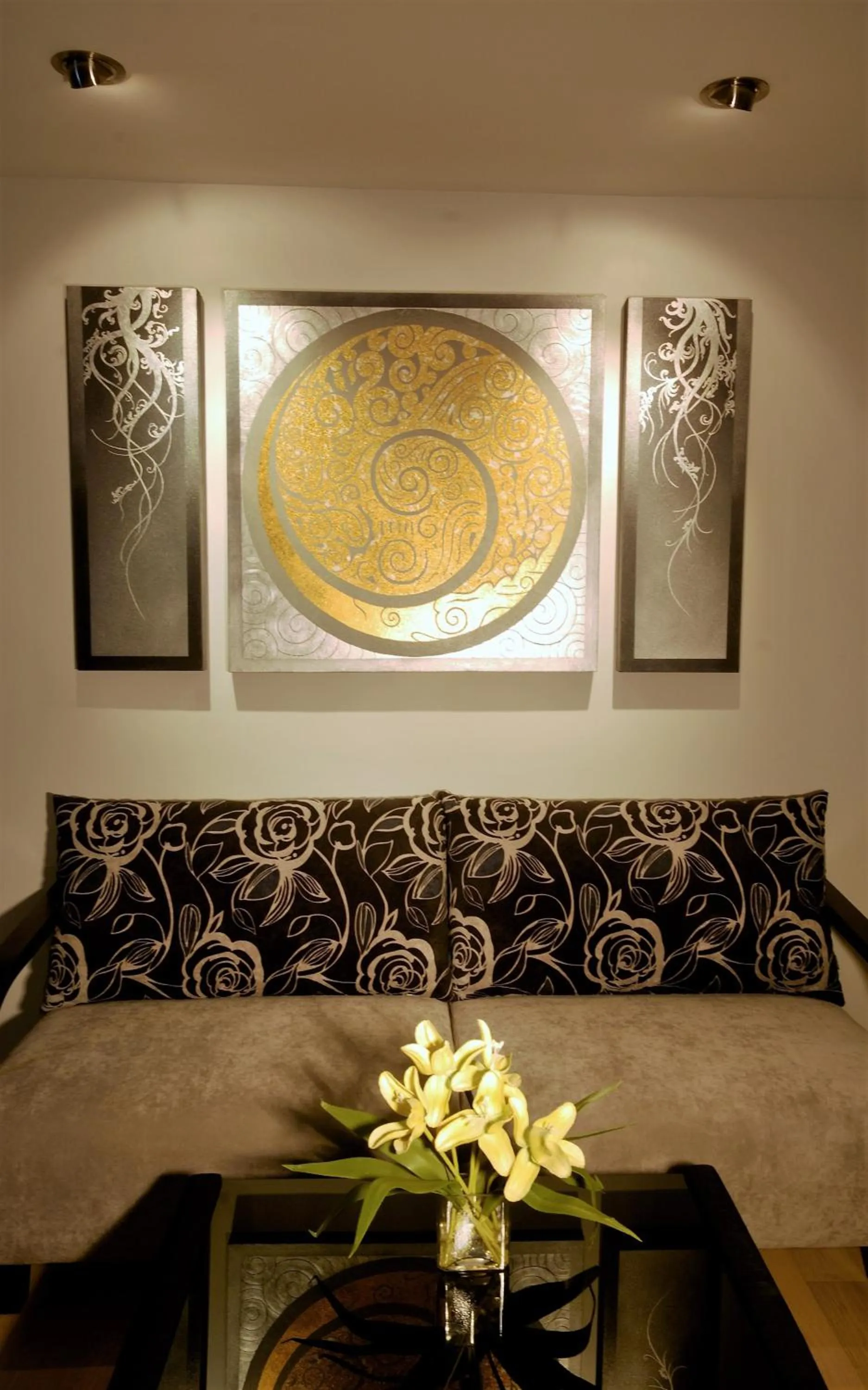 Decorative detail in Nouvo City Hotel