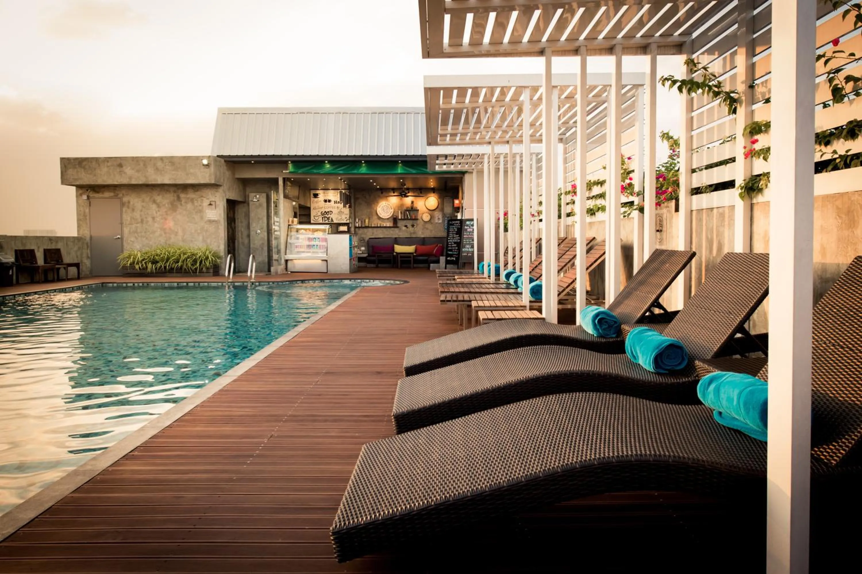 Balcony/Terrace in Nouvo City Hotel