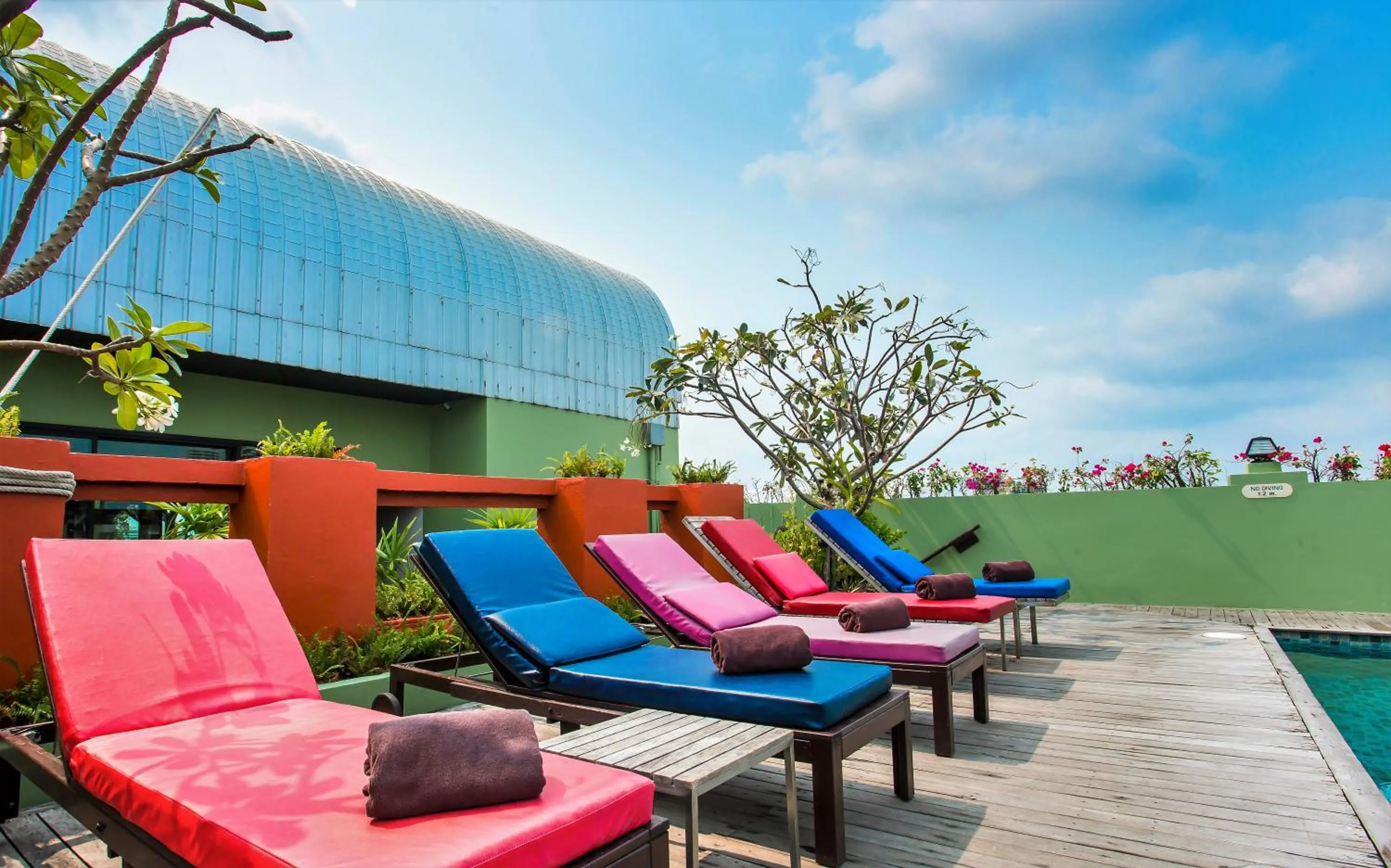 Balcony/Terrace in Nouvo City Hotel