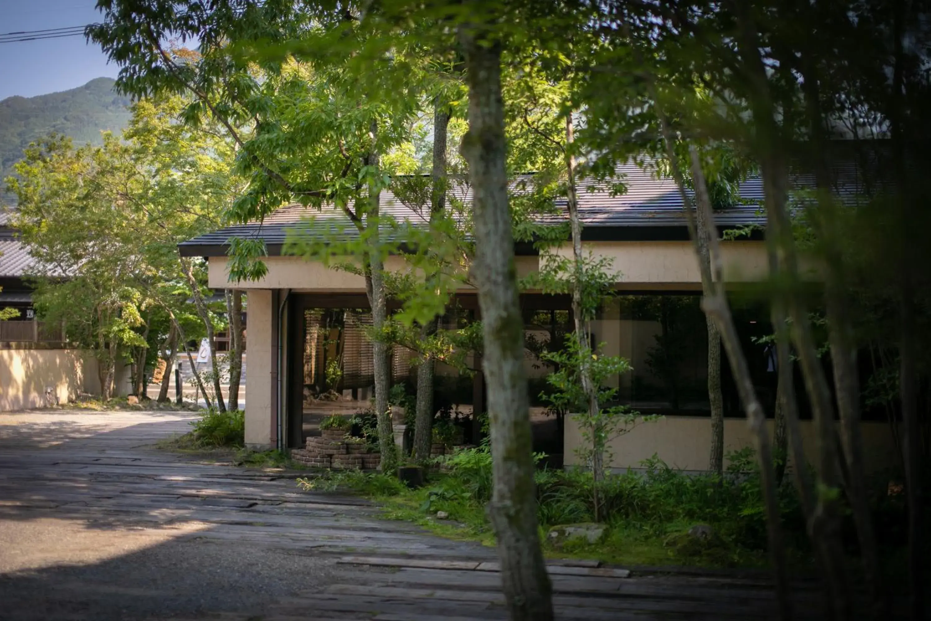 Property building in Yufuin Kaorinosato Hanamura Property building in Yufuin Kaorinosato Hanamura