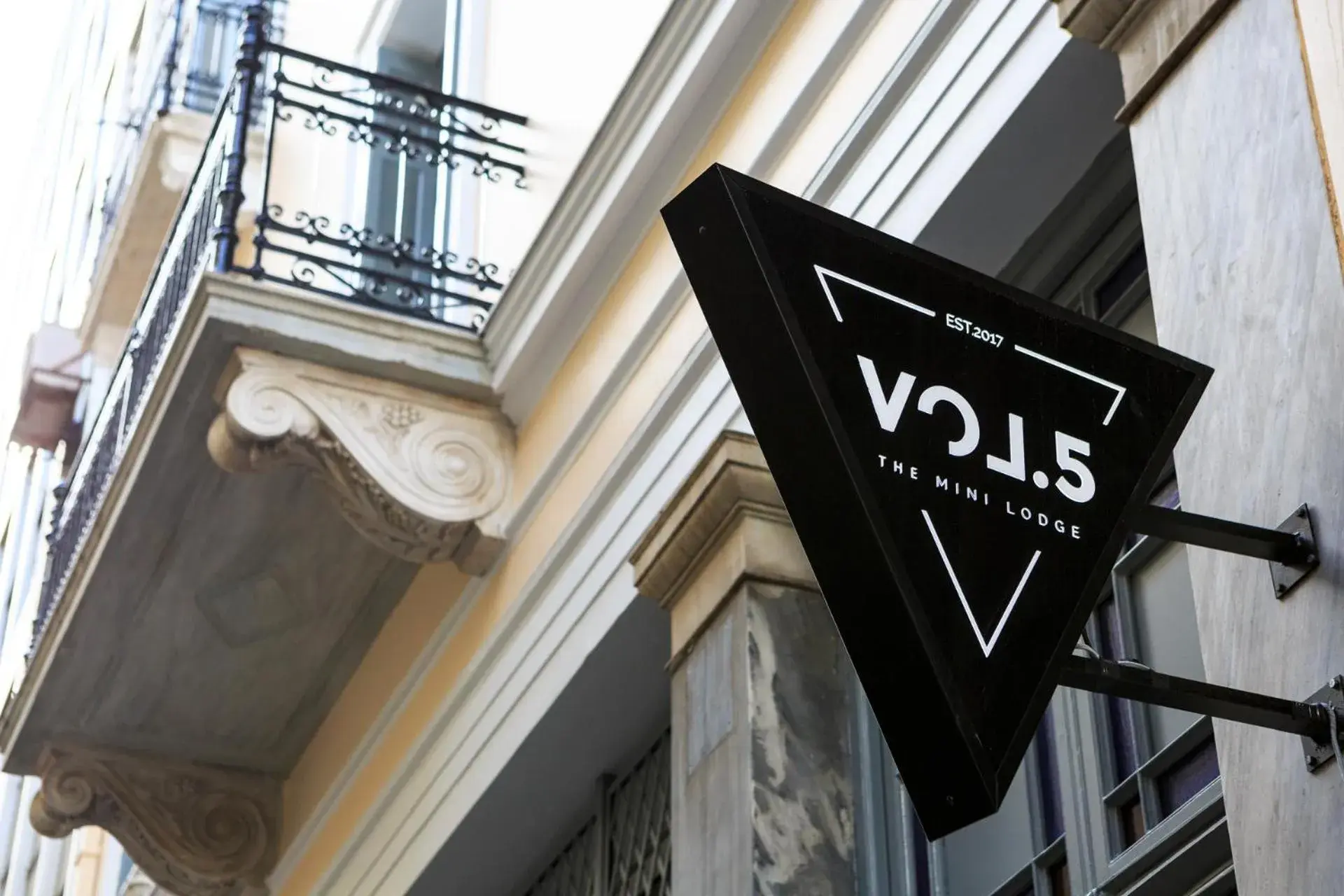 Facade/entrance in Vol.5 Facade/entrance in Vol.5