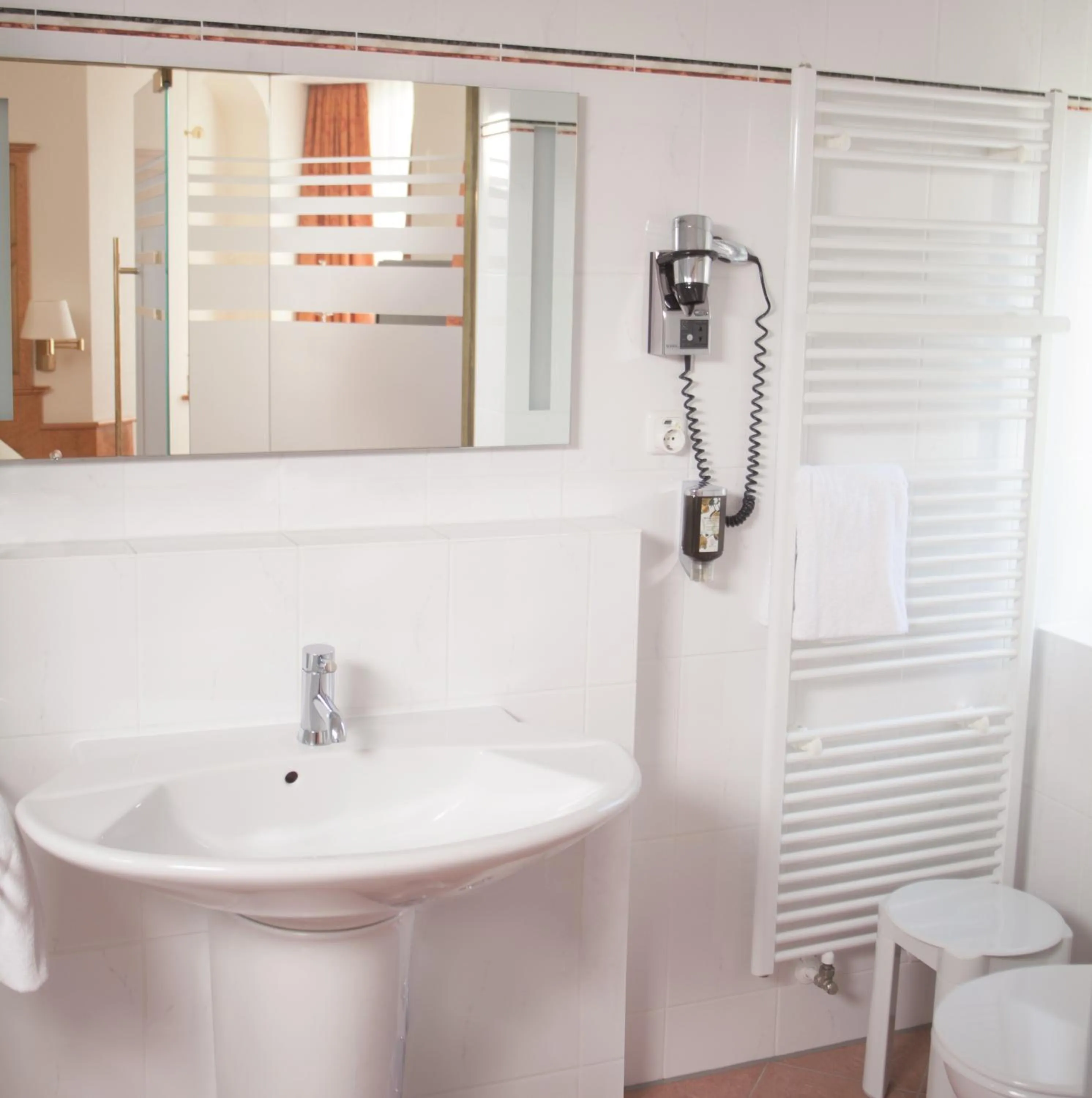 Bathroom in Hotel Asemann Planegg