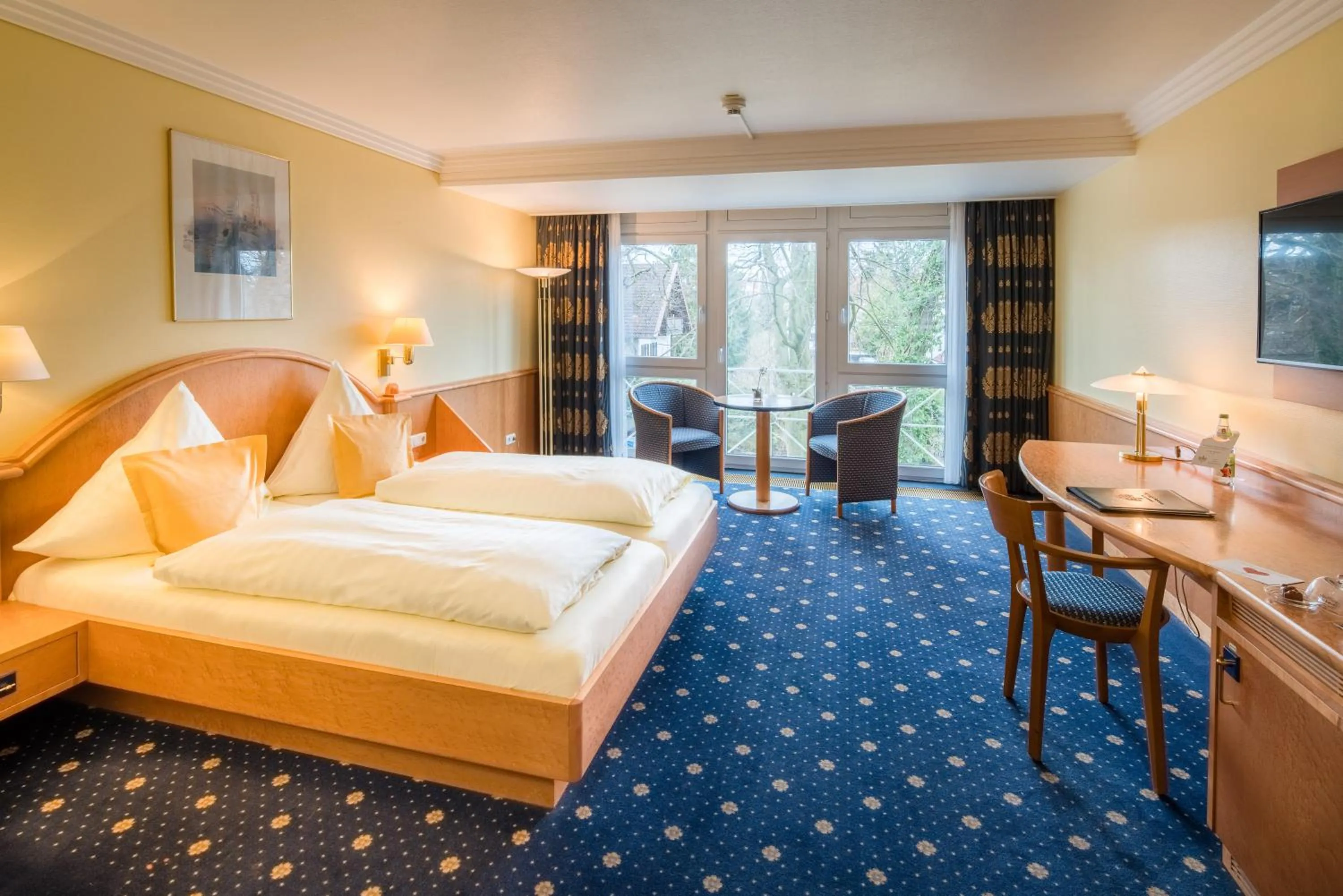 Bed in Hotel Asemann Planegg