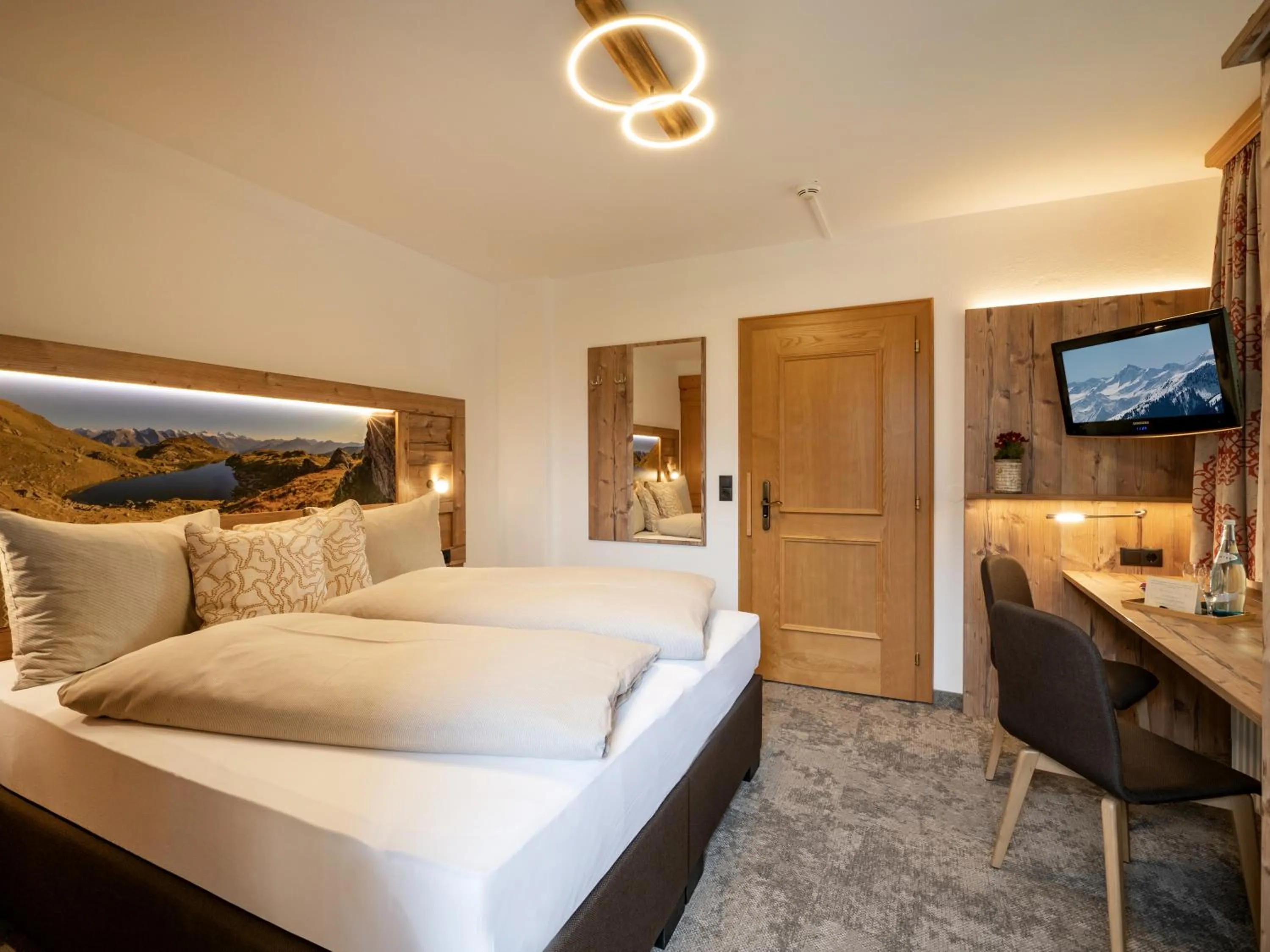 Photo of the whole room, Bed in Hotel Garni Ferienhof