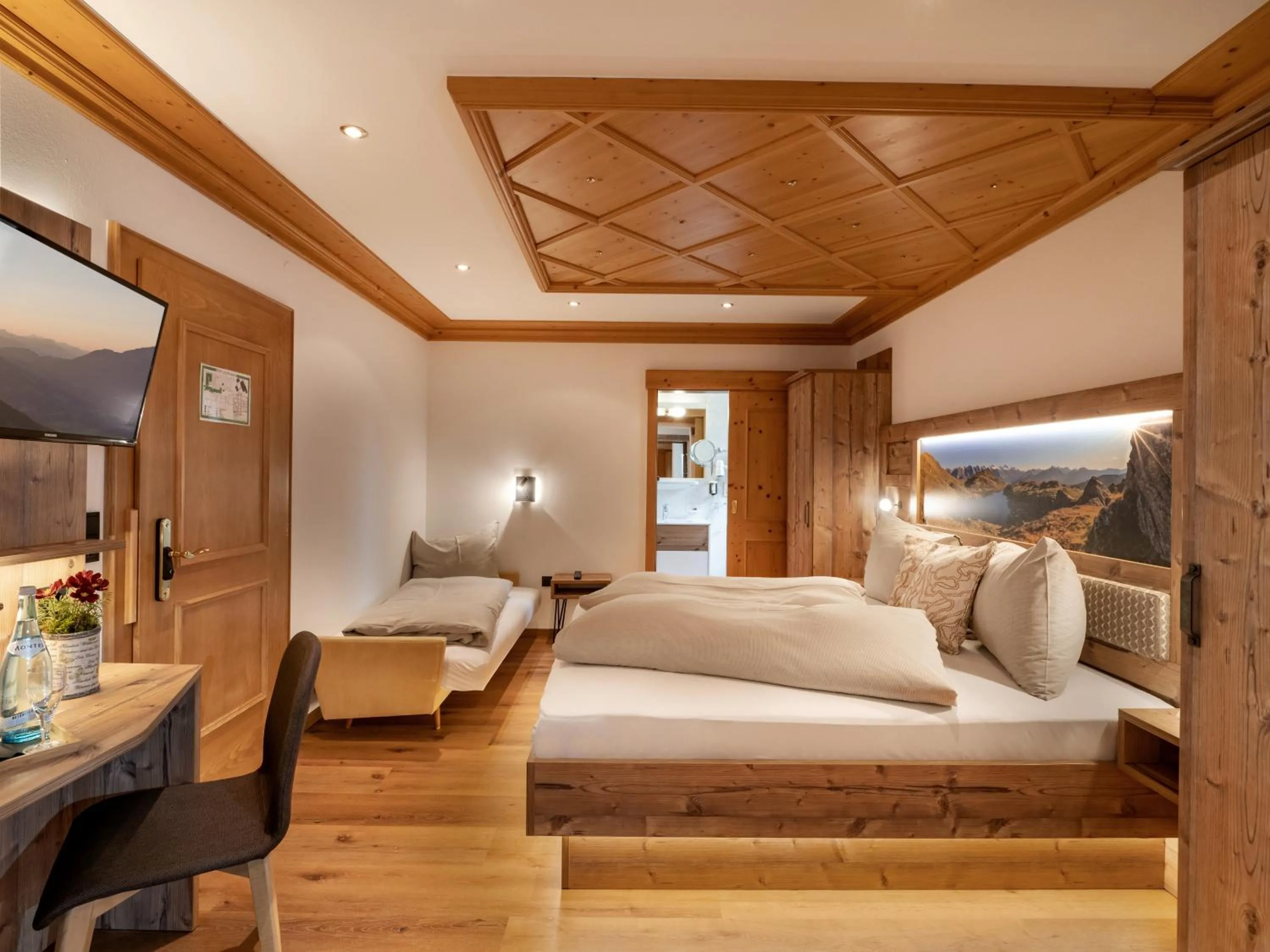 Photo of the whole room, Bed in Hotel Garni Ferienhof