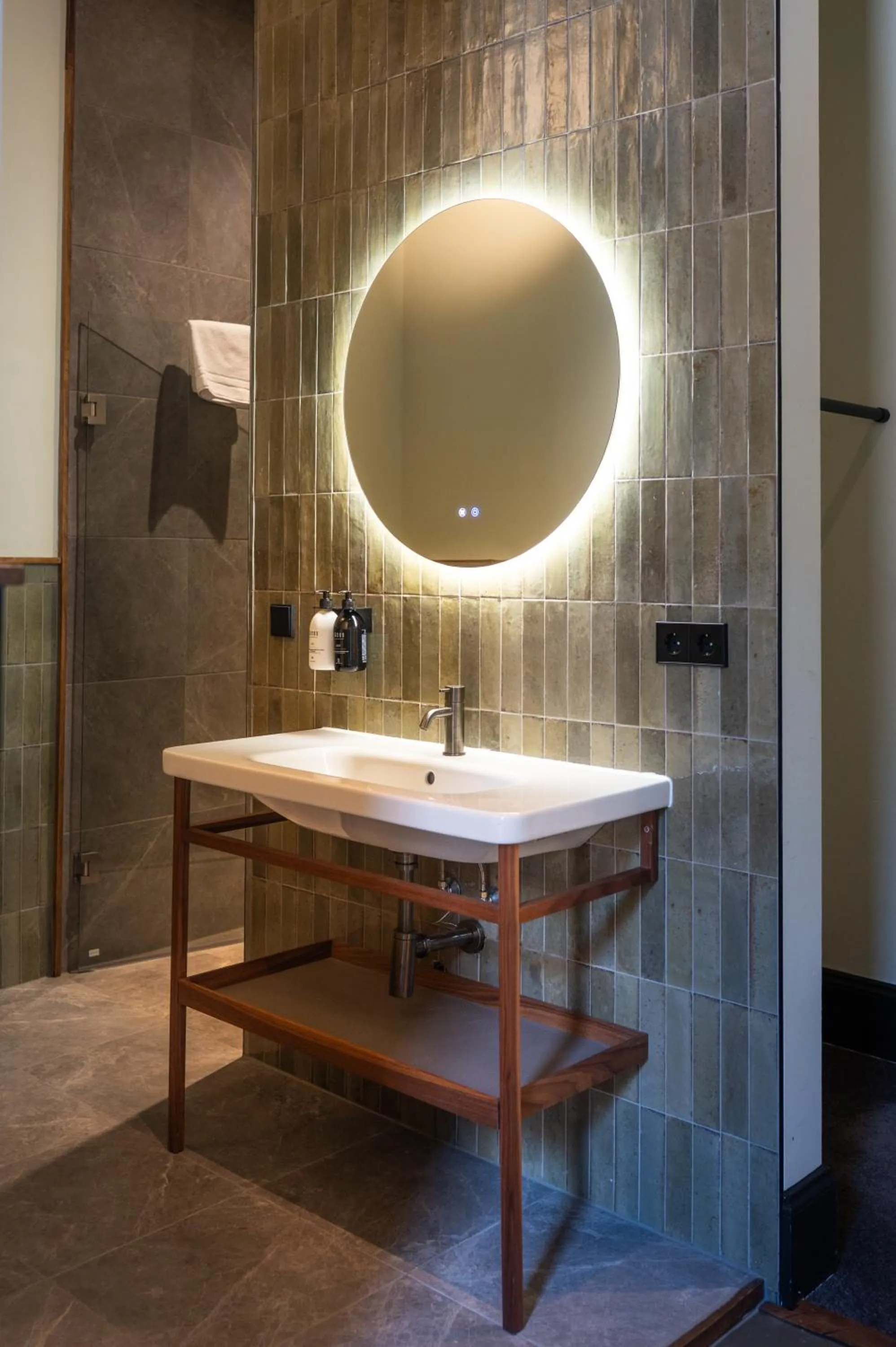 Bathroom in Anne&Max Boutique Hotel