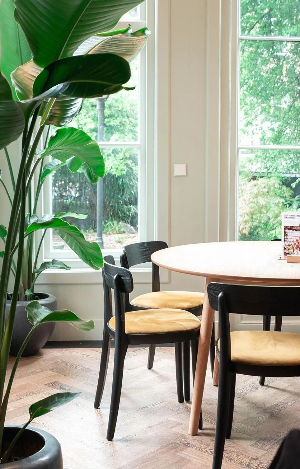 Restaurant/places to eat in Anne&Max Boutique Hotel