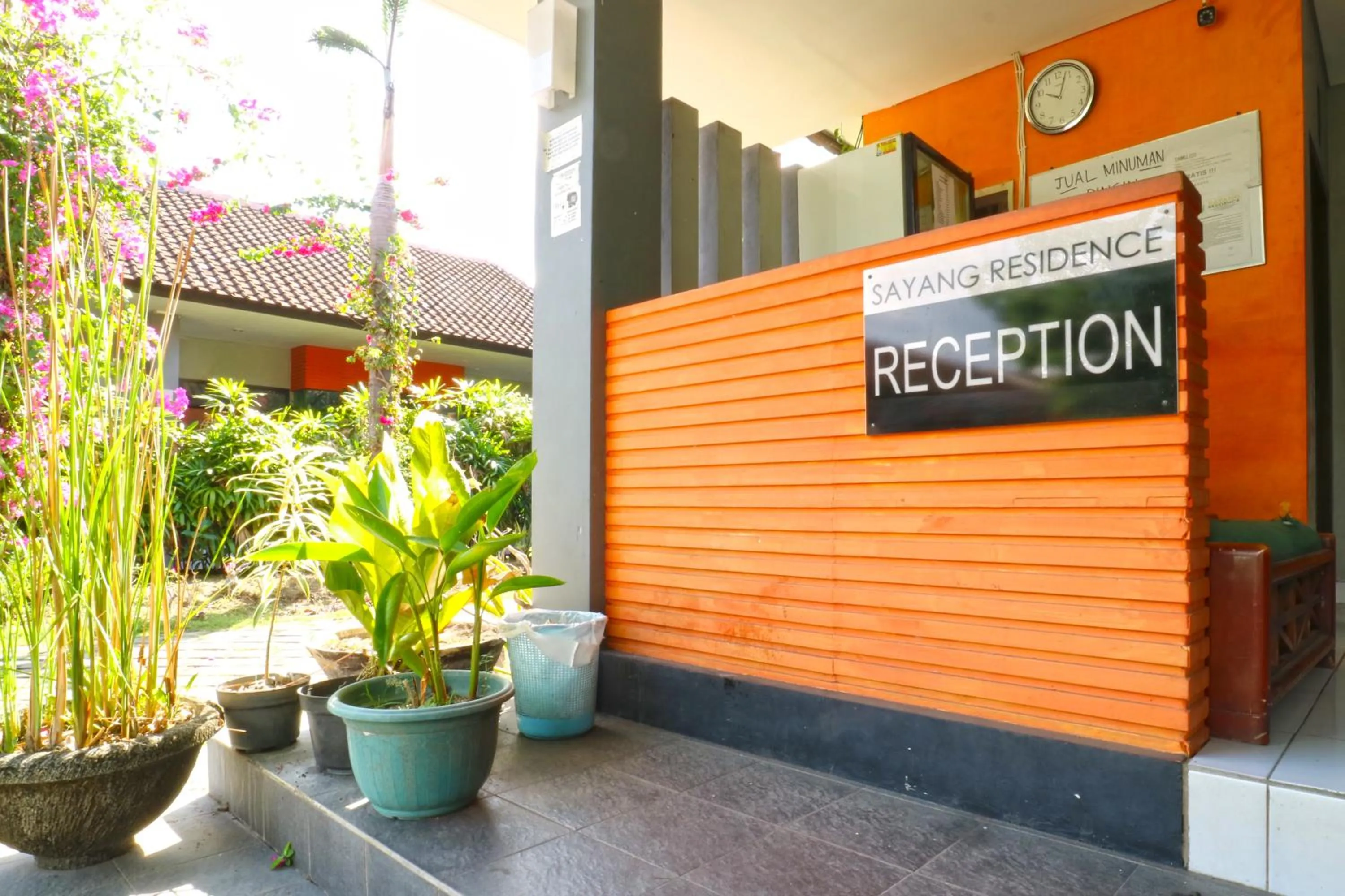 Lobby or reception in Sayang Residence 2