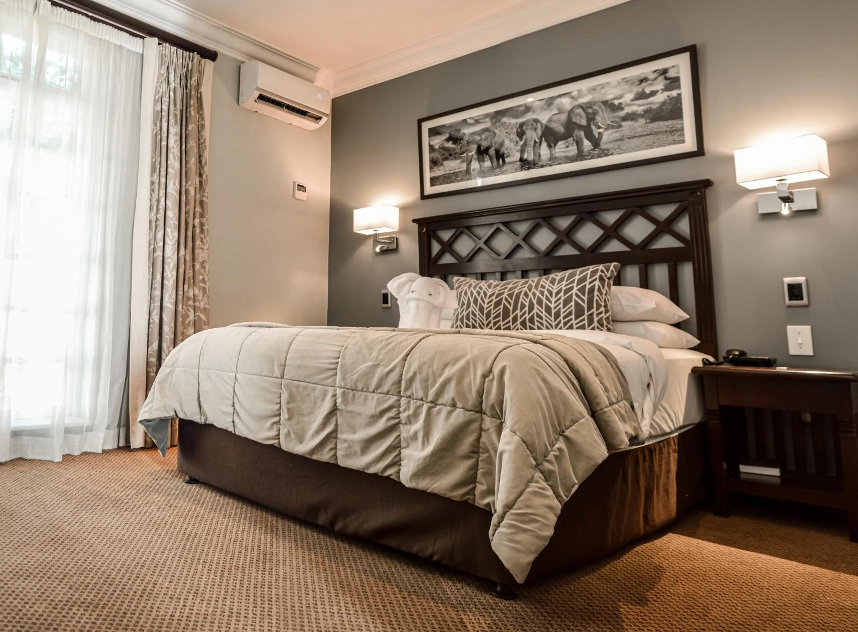 Bed in Indaba Hotel, Spa & Conference Center