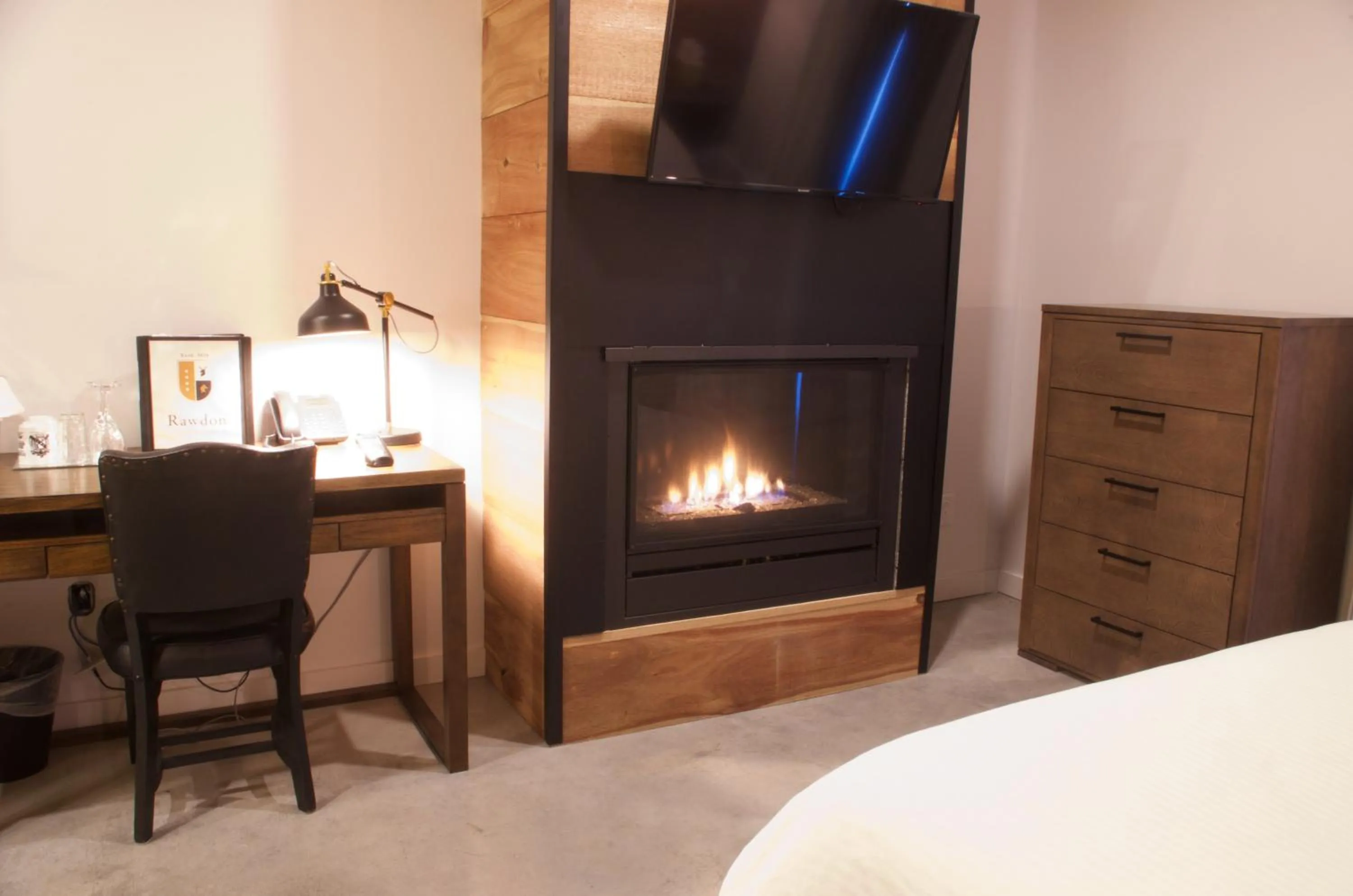 Decorative detail, Bed in Rawdon Golf Resort