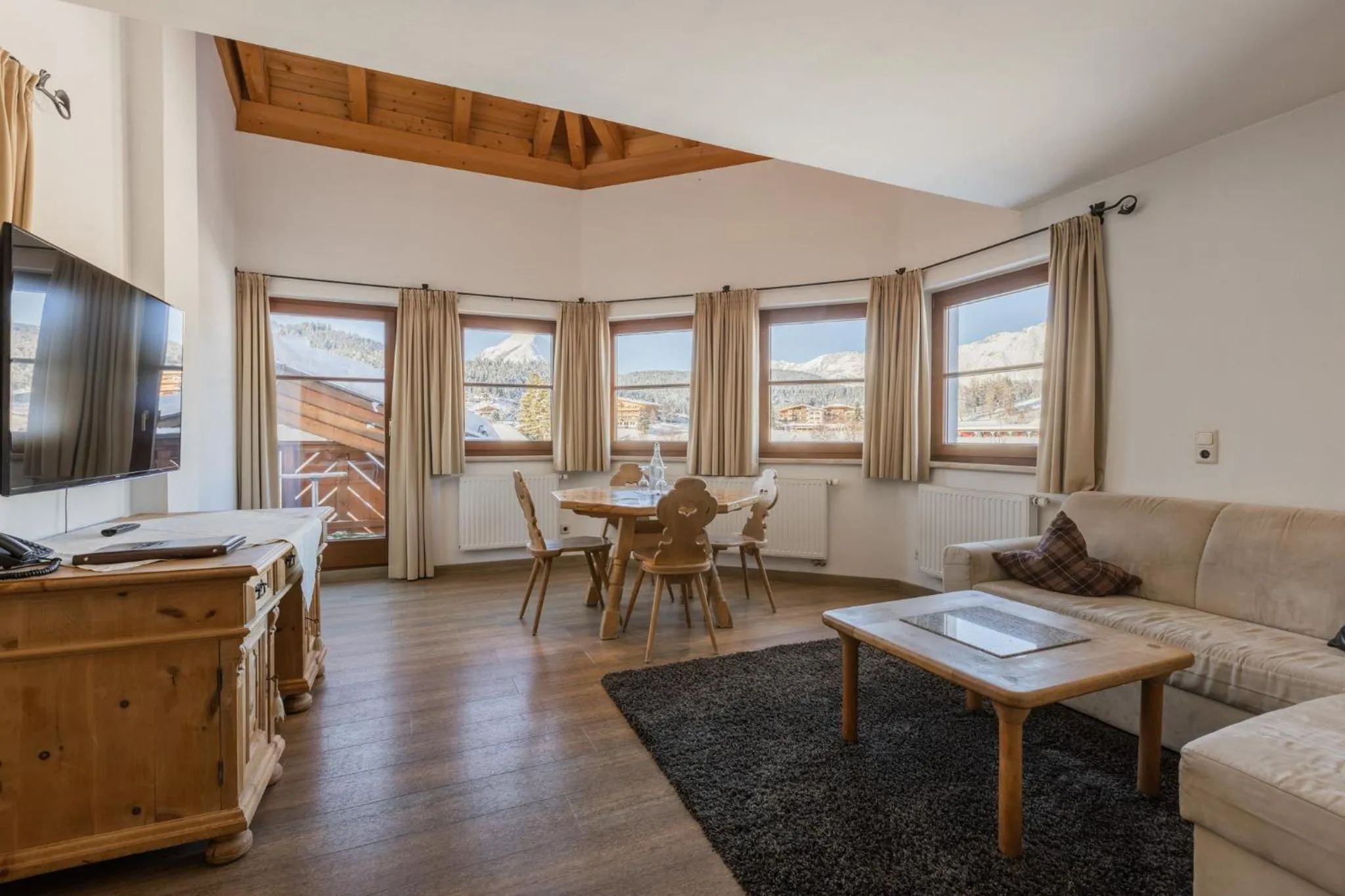 Photo of the whole room in Hotel Central