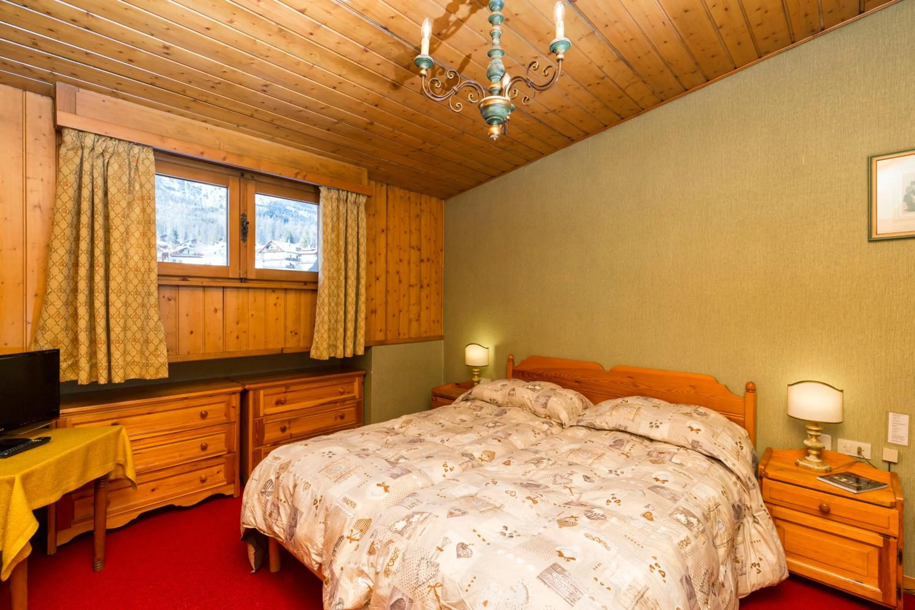 Bedroom, Bed in Hotel Pontechiesa