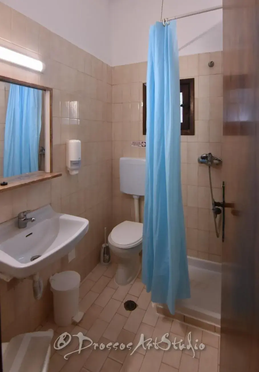 Economy Double Room (3 Adults + 1 Child) in Lyda Hotel Economy Double Room (3 Adults + 1 Child) in Lyda Hotel