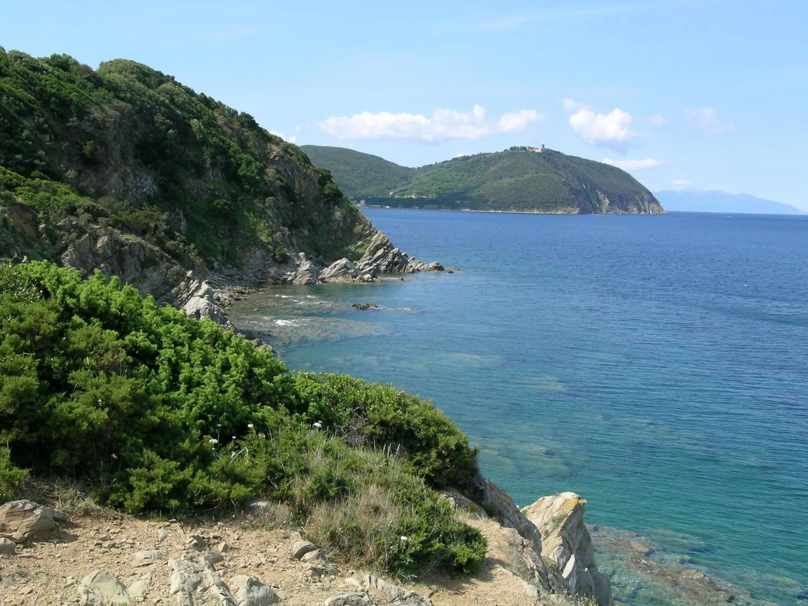 Natural landscape in Poggio all'Agnello Sport & Family Holidays