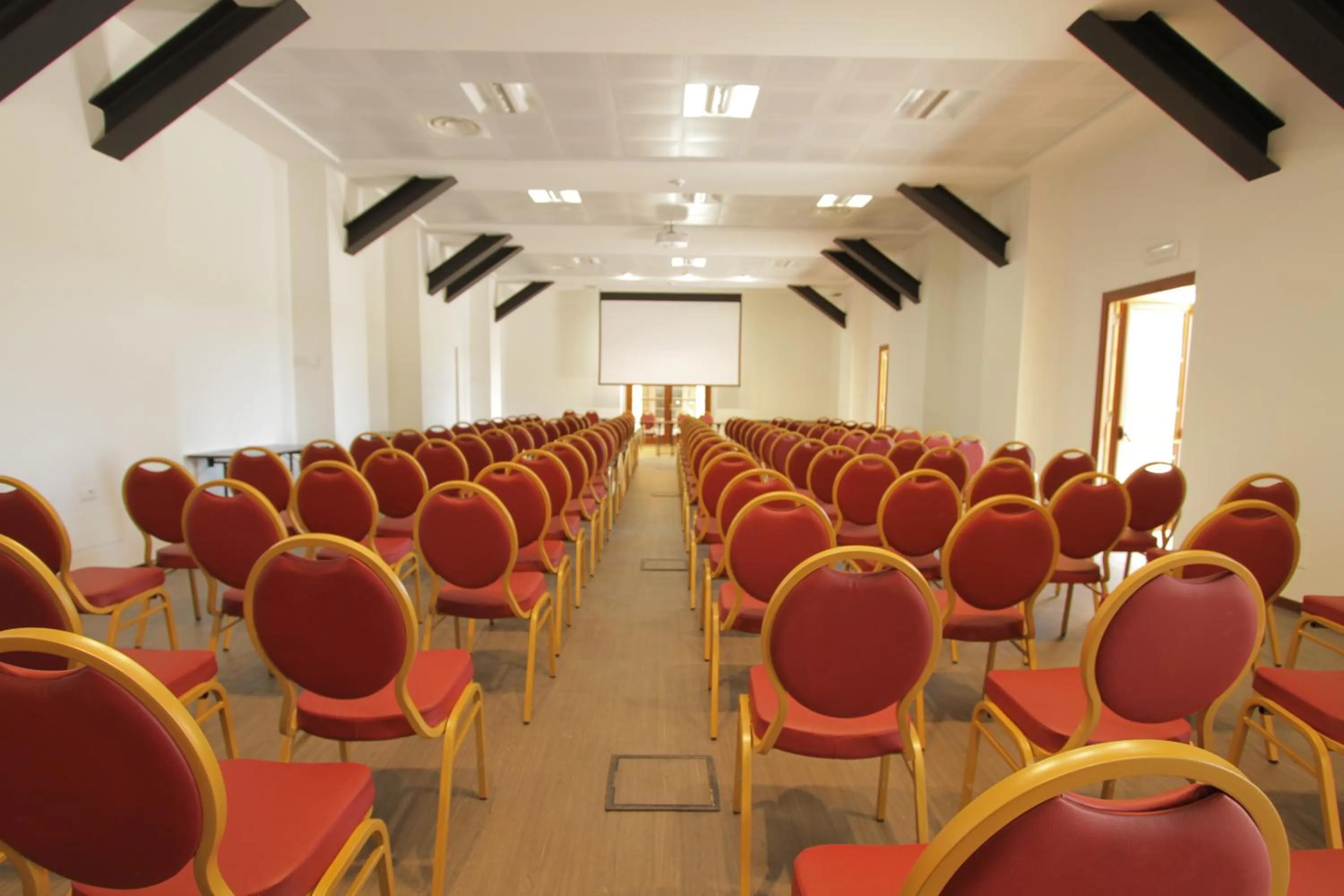 Business facilities in Poggio all'Agnello Sport & Family Holidays