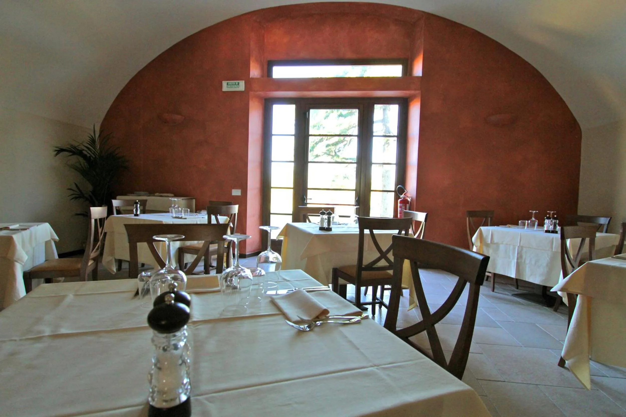 Restaurant/places to eat in Poggio all'Agnello Sport & Family Holidays