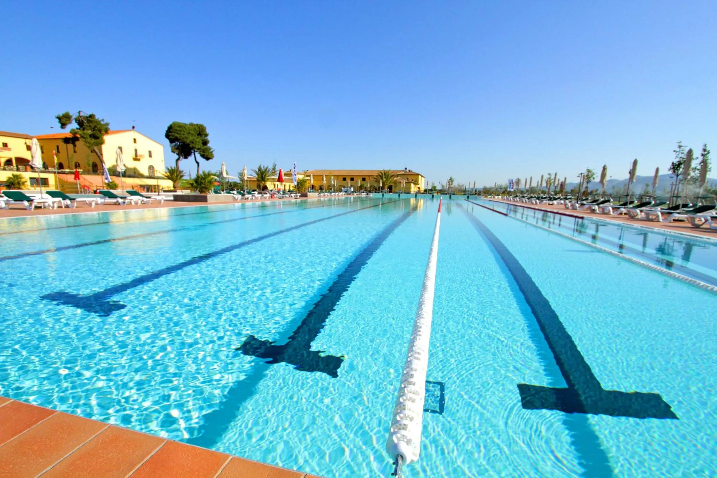 Swimming pool in Poggio all'Agnello Sport & Family Holidays