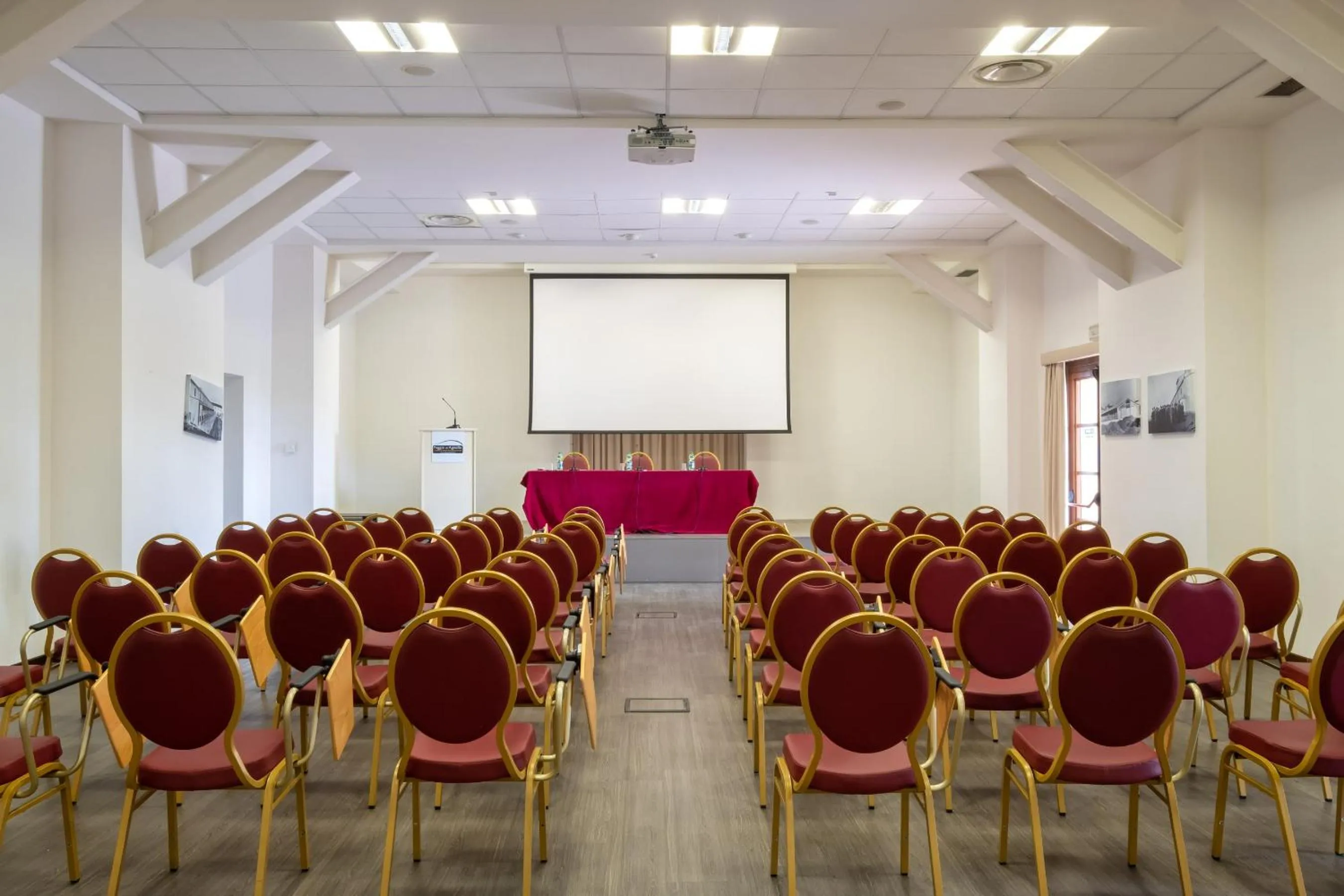 Meeting/conference room in Poggio all'Agnello Sport & Family Holidays
