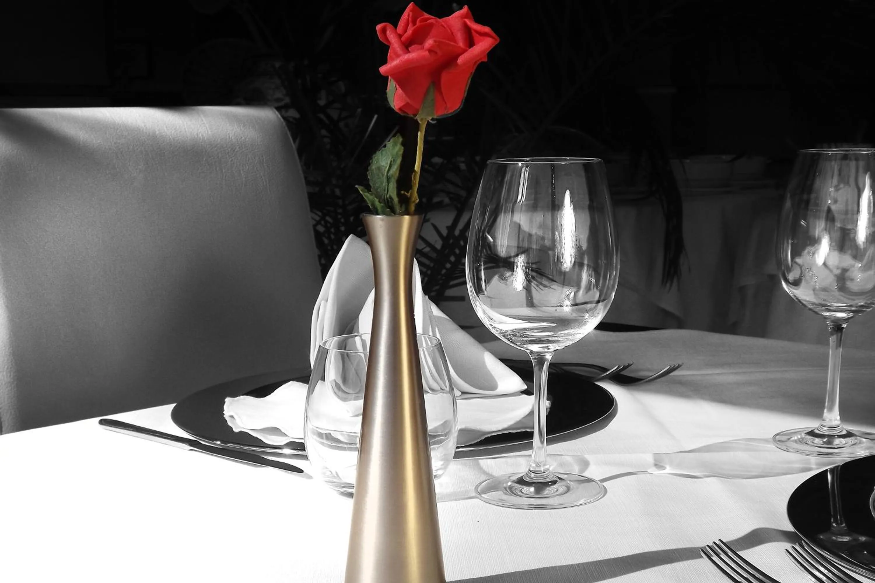 Restaurant/places to eat in Hotel Liola'