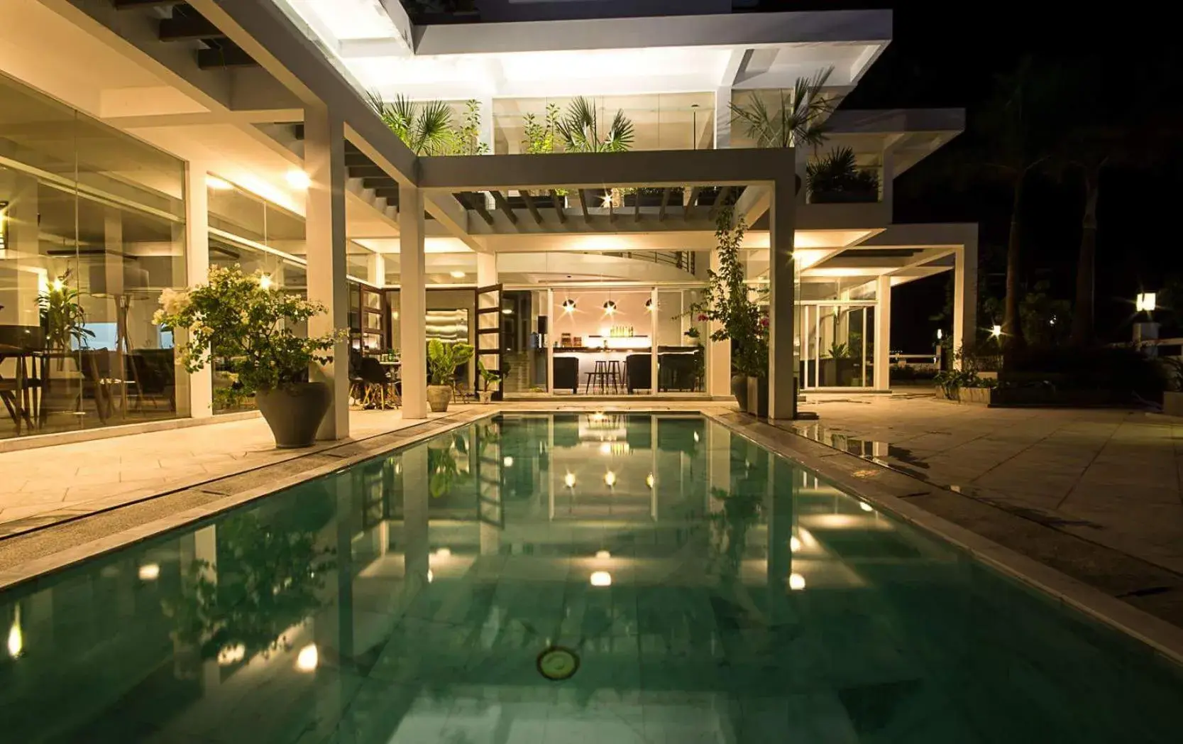 Restaurant/places to eat in Danang Boutique Hotel Restaurant/places to eat in Danang Boutique Hotel