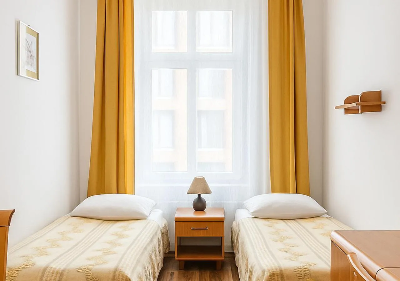 Bed in Babel Hostel, Dworzec PKP, Rynek
