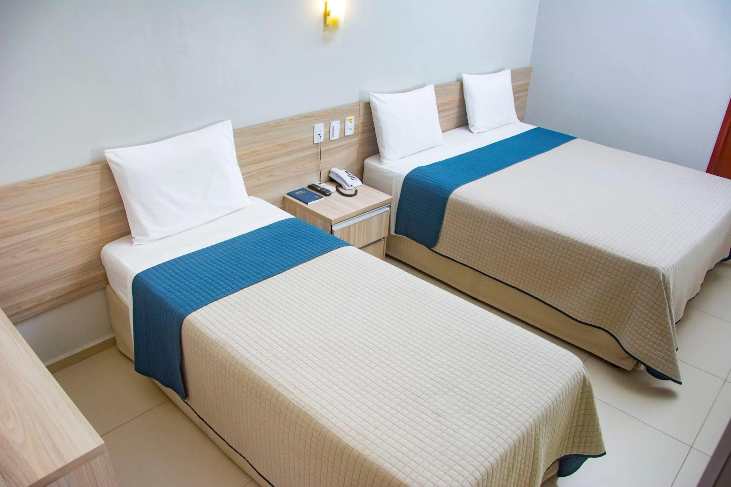 Bedroom, Bed in Citi Executivo Hotel