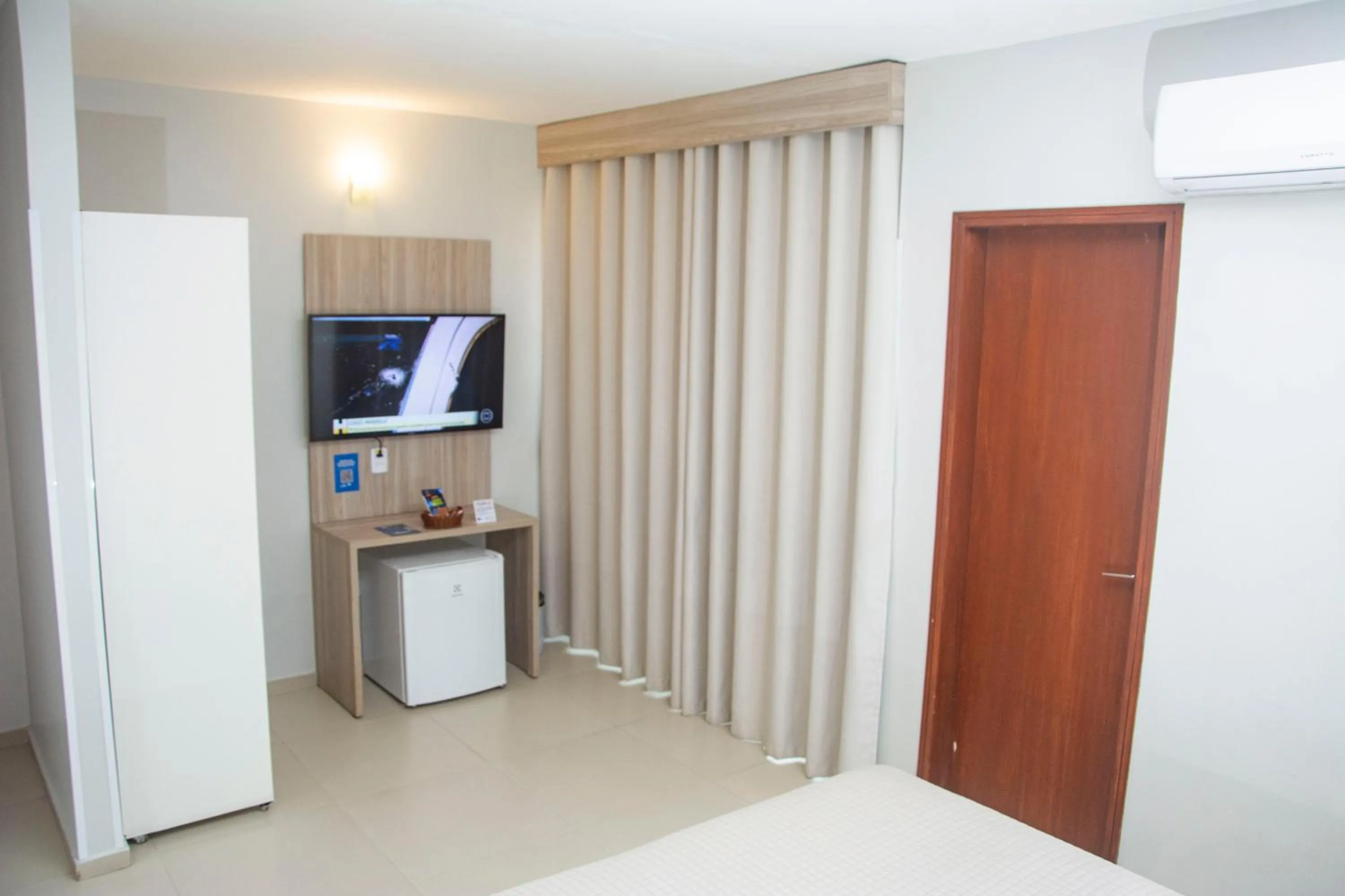 TV and multimedia in Citi Executivo Hotel