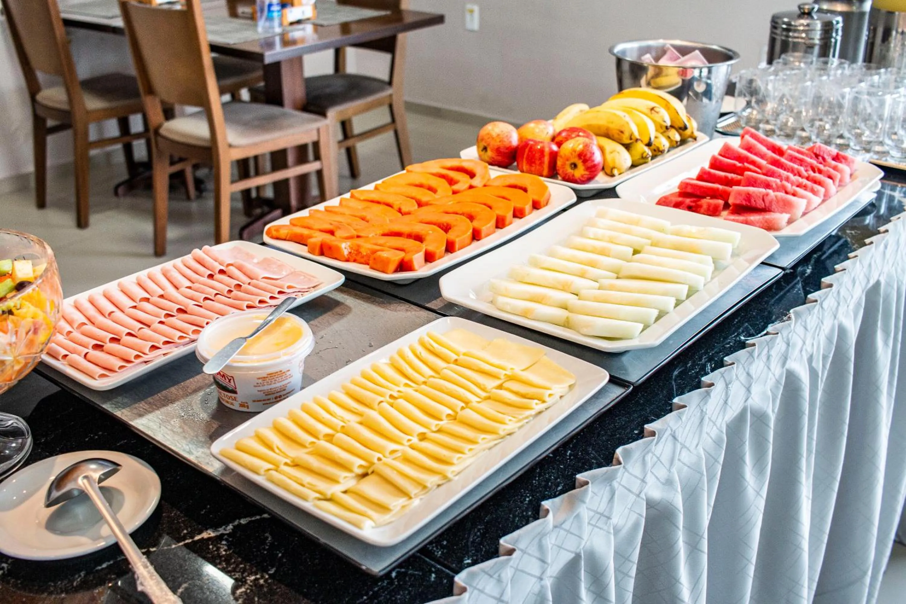 Food in Citi Executivo Hotel