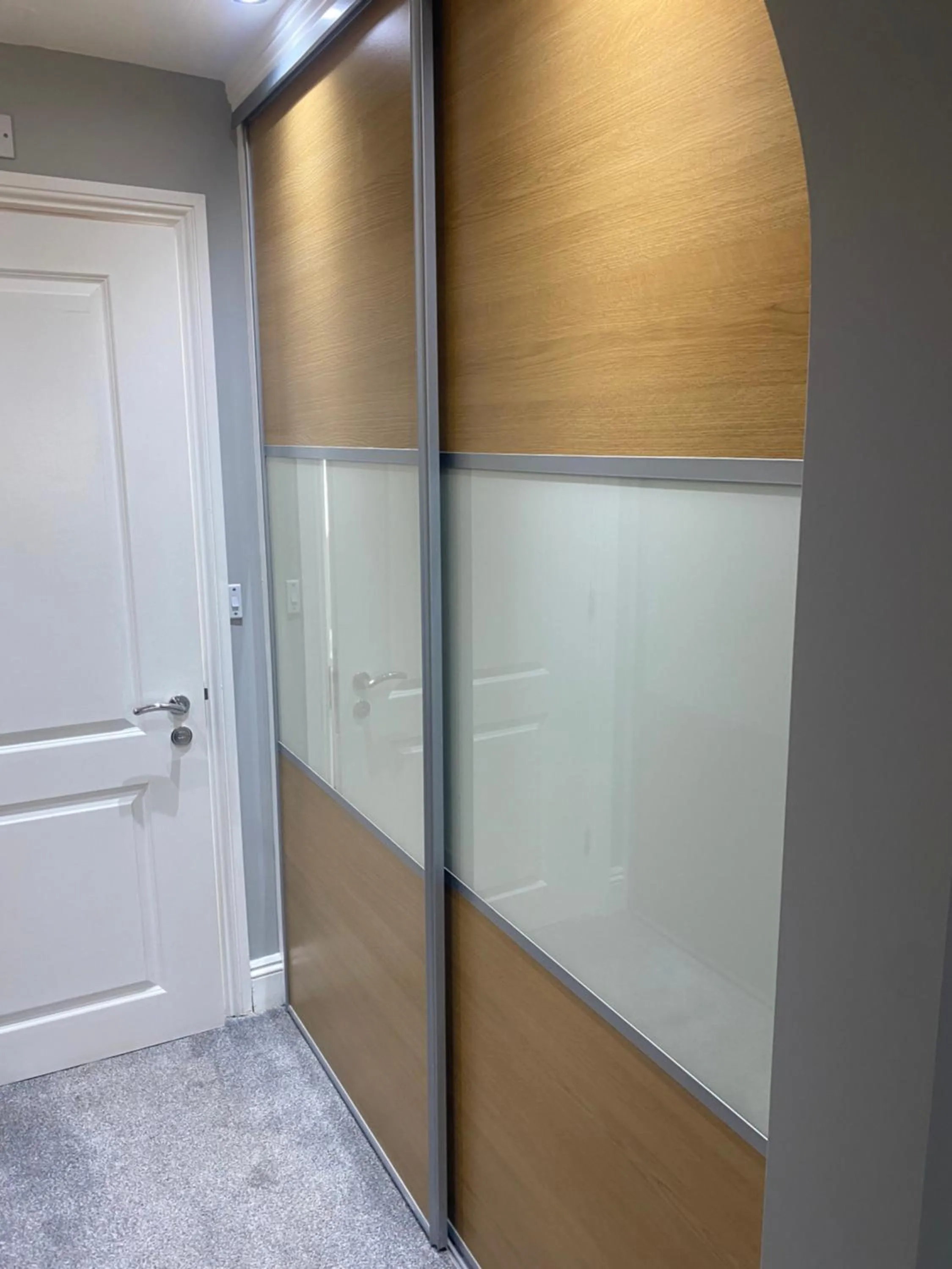 wardrobe in Autumn House