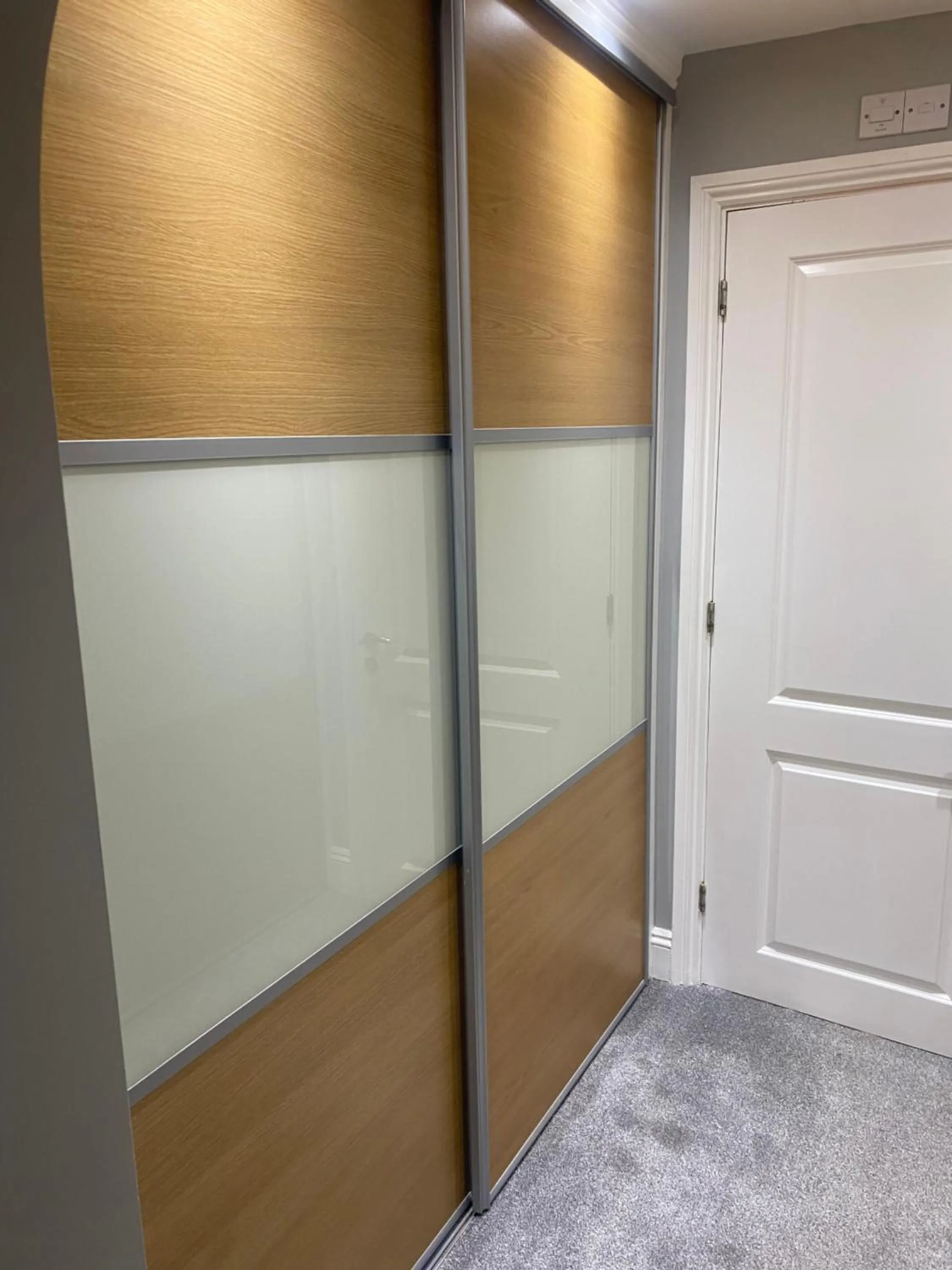 wardrobe in Autumn House