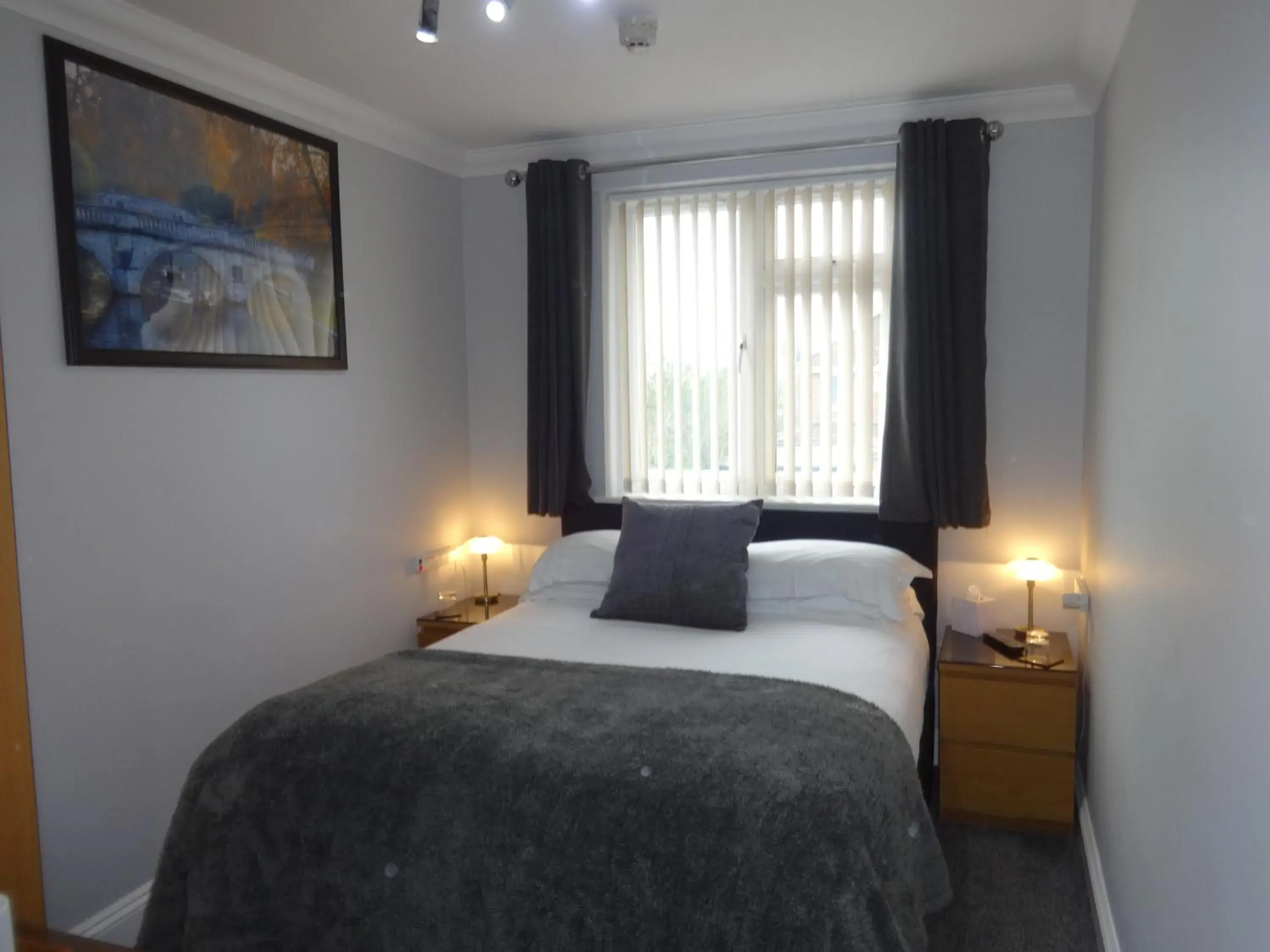 Double Room with Garden View in Autumn House Double Room with Garden View in Autumn House
