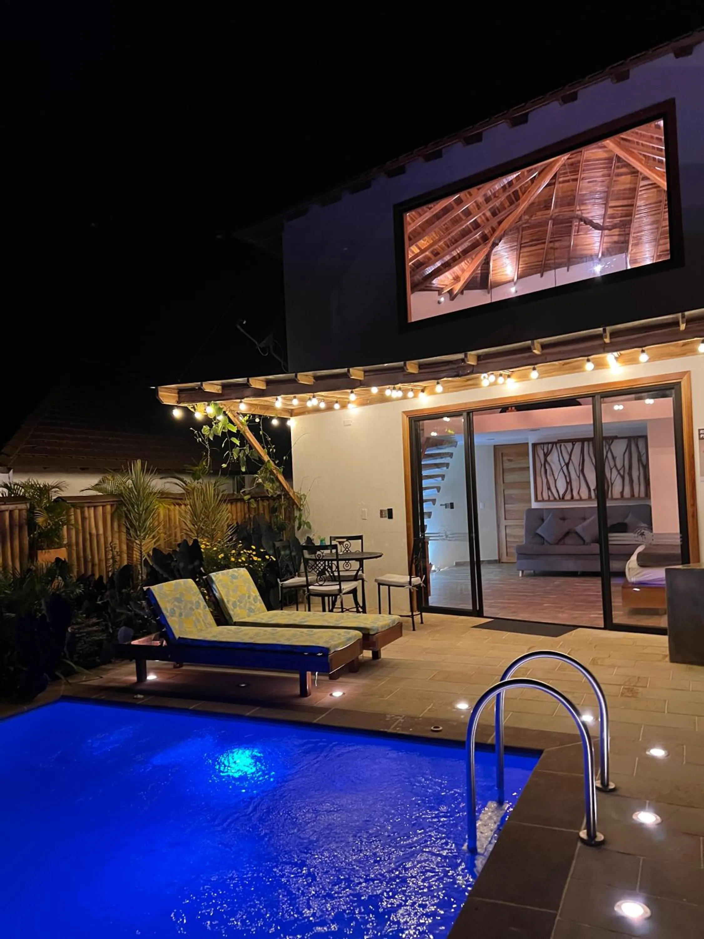 Swimming pool in Hotel Campestre Palmas del Zamorano