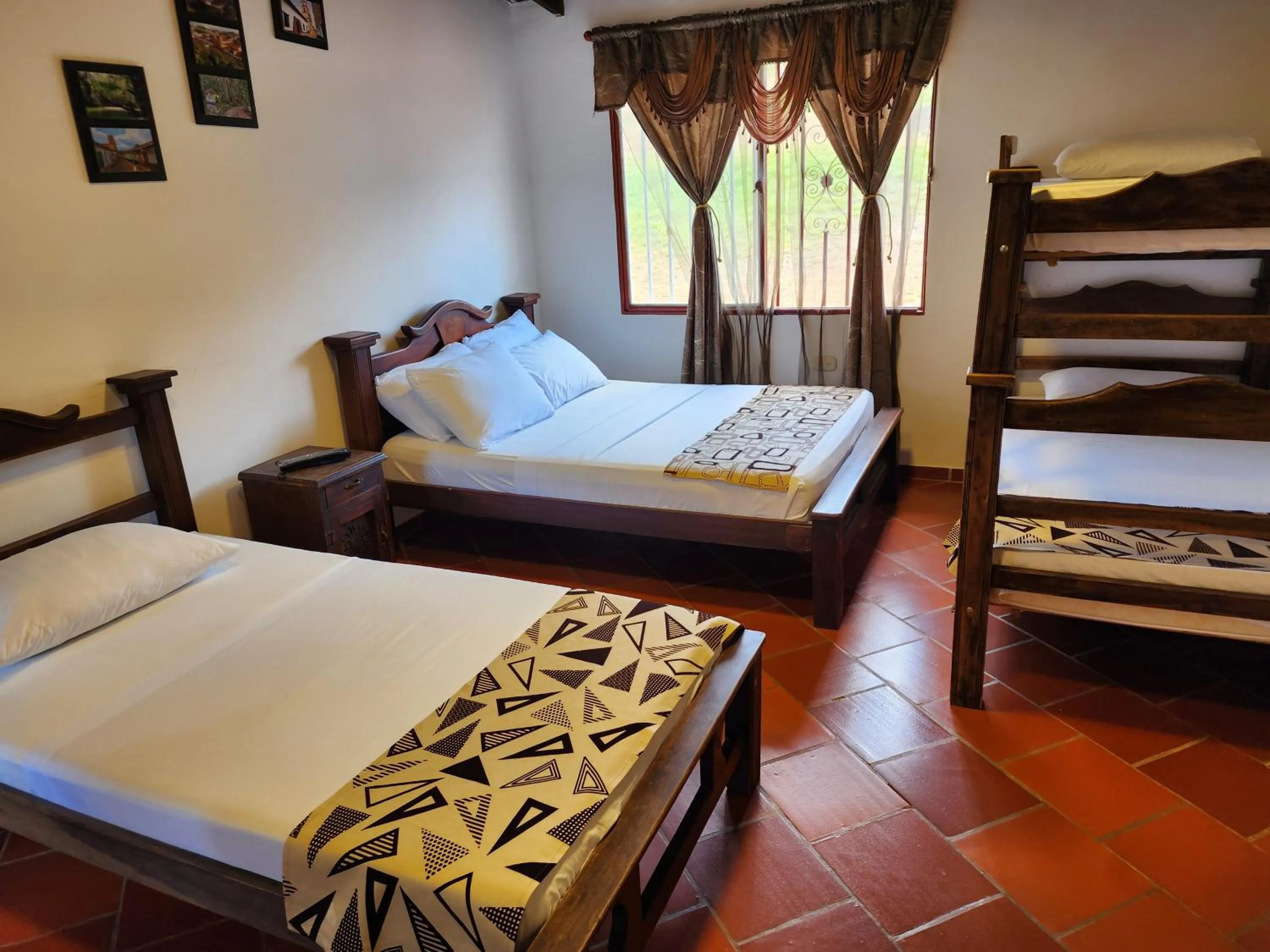 Photo of the whole room, Bed in Hotel Campestre Palmas del Zamorano