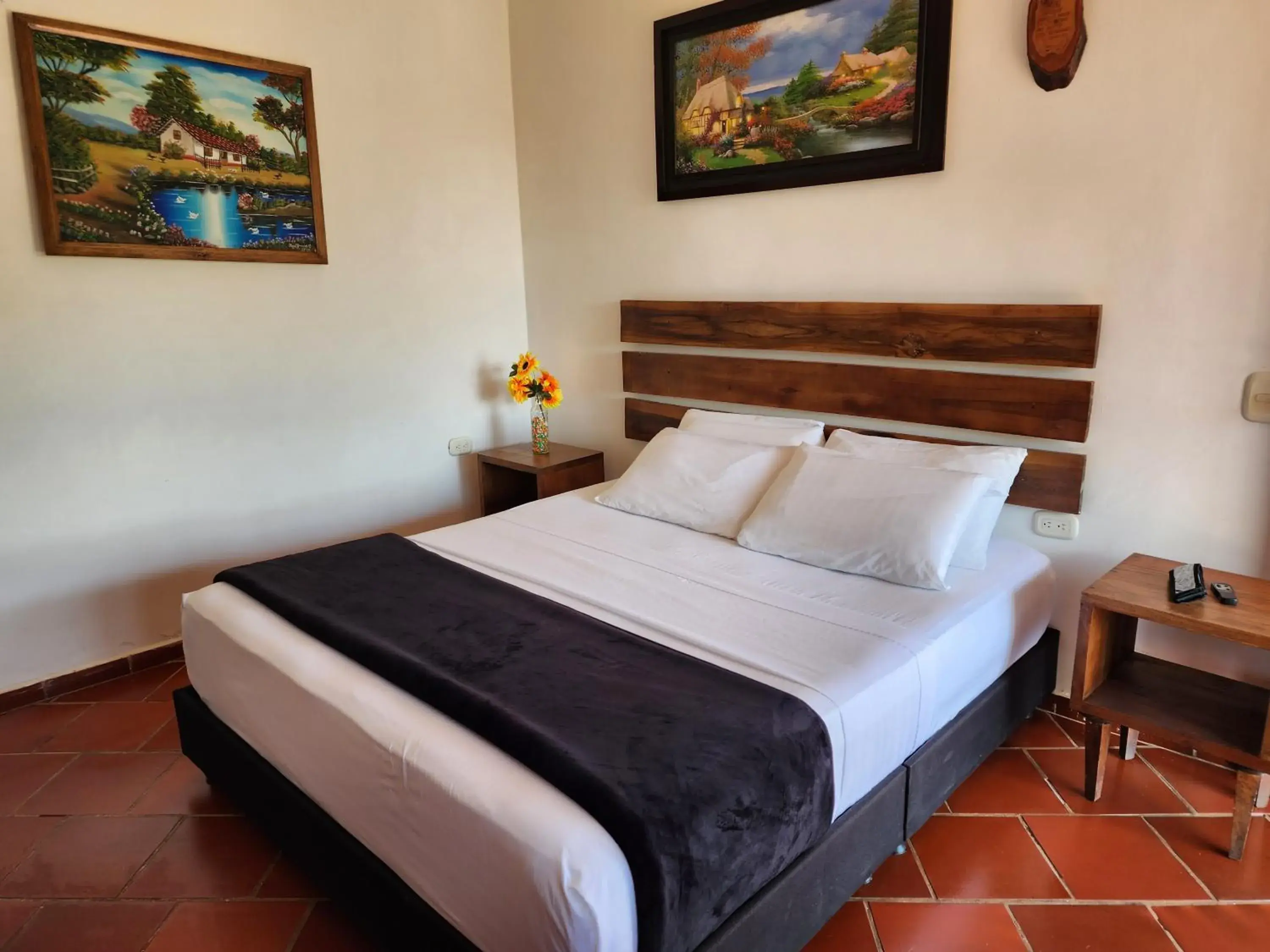Double Room in Hotel Campestre Palmas del Zamorano Double Room in Hotel Campestre Palmas del Zamorano