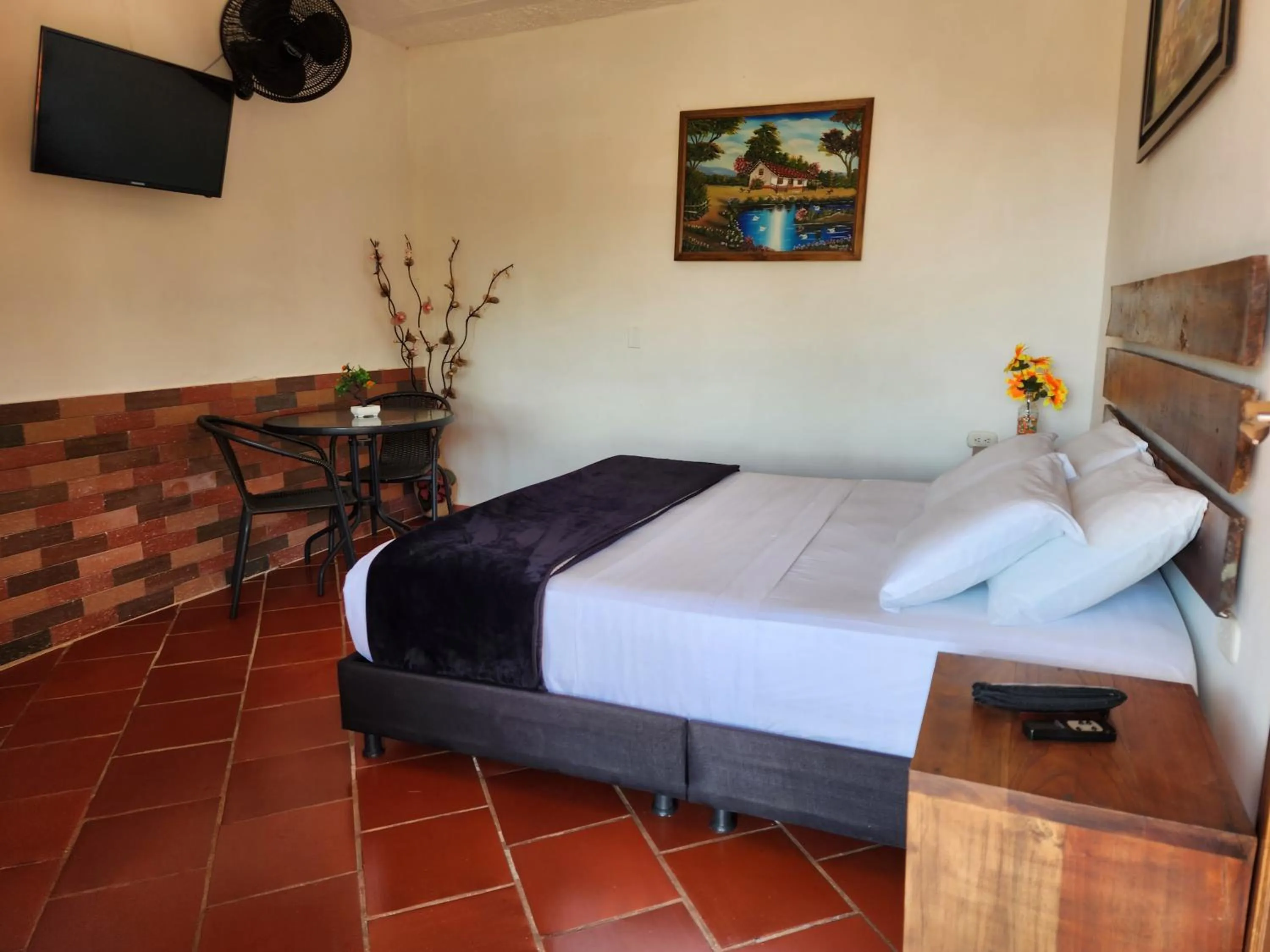 Photo of the whole room, Bed in Hotel Campestre Palmas del Zamorano
